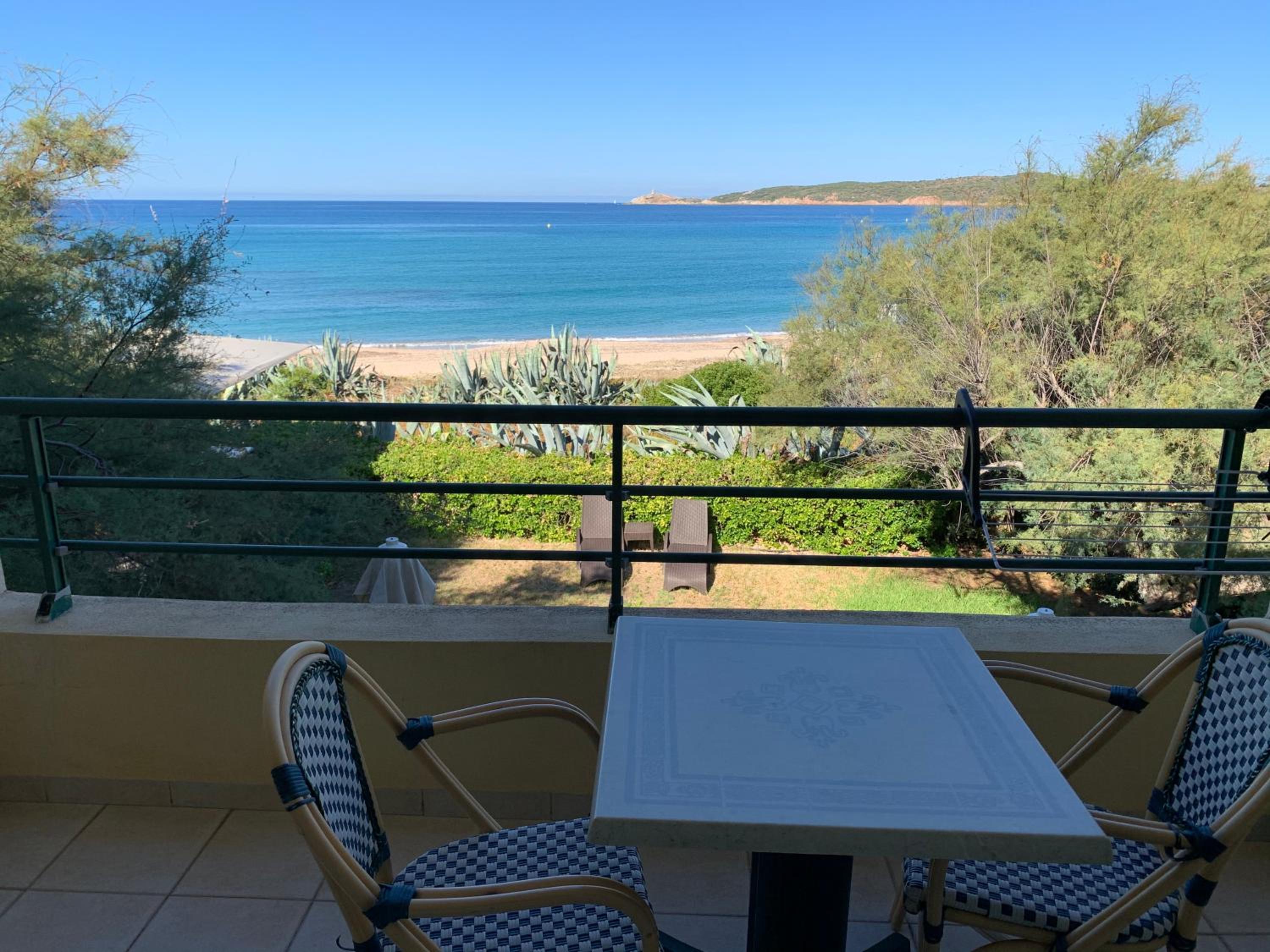 Double or Twin Room with Sea View