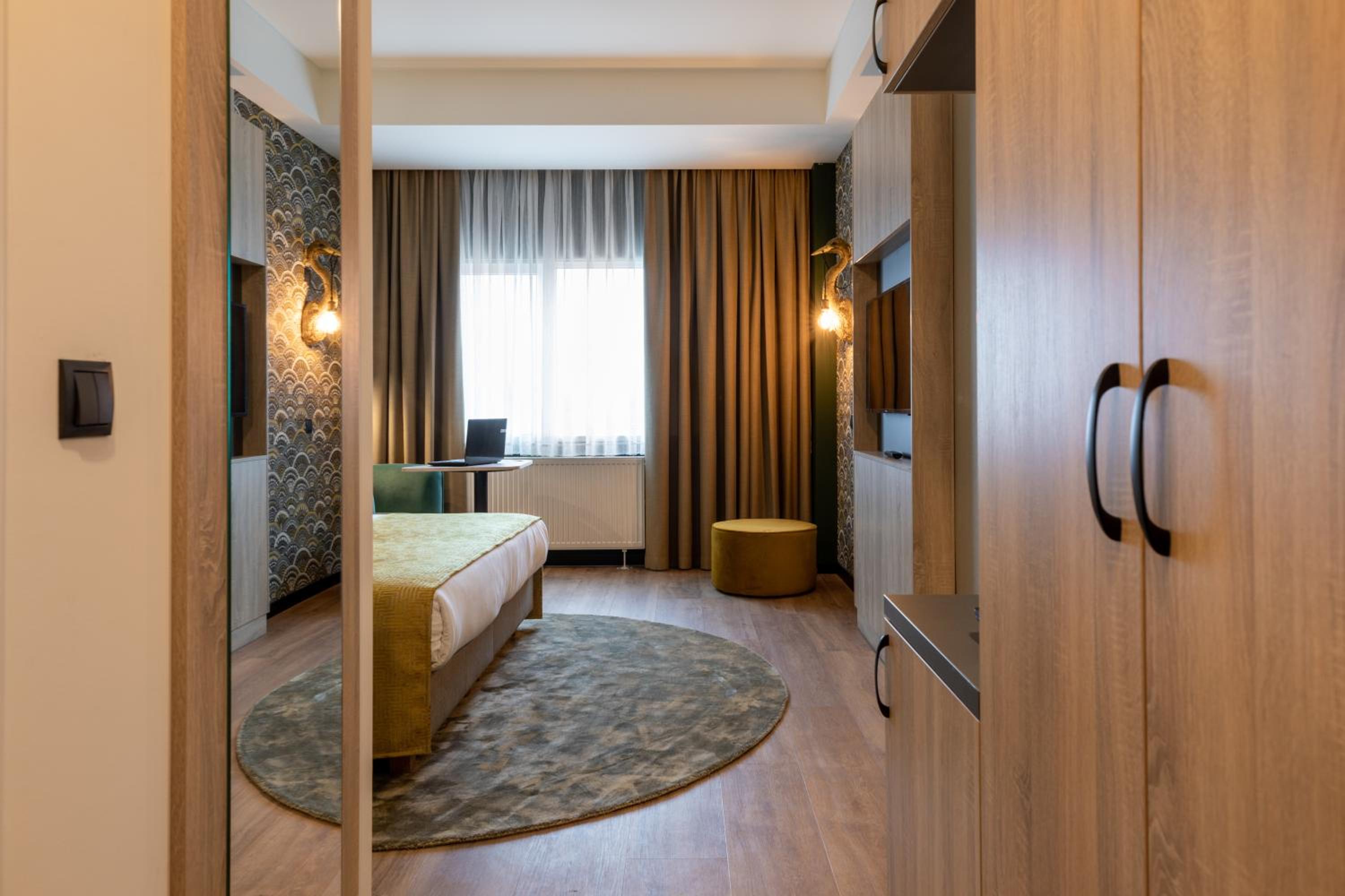 Deluxe Double Room - Photo 1