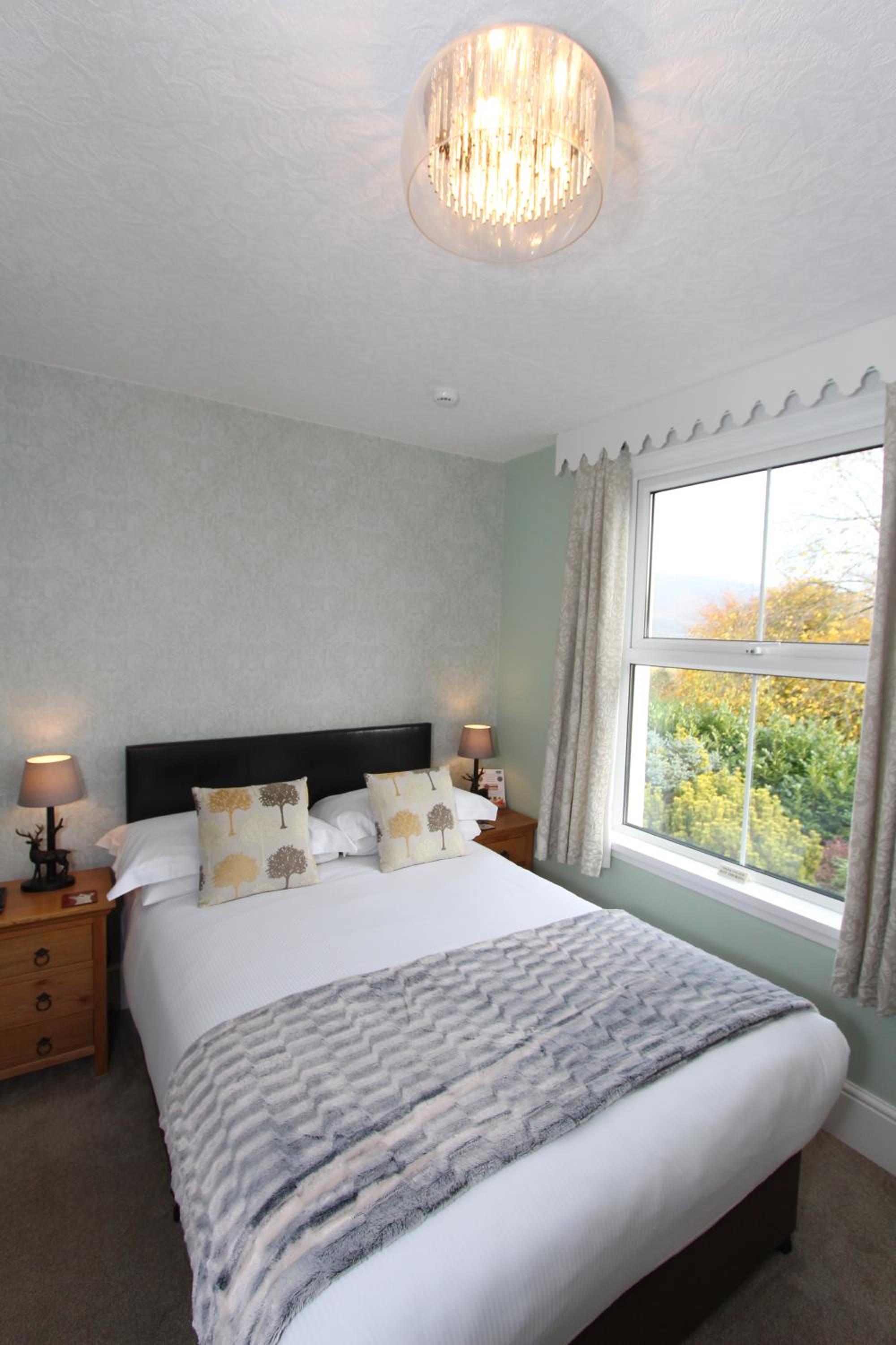 Family Suite with Mountain View