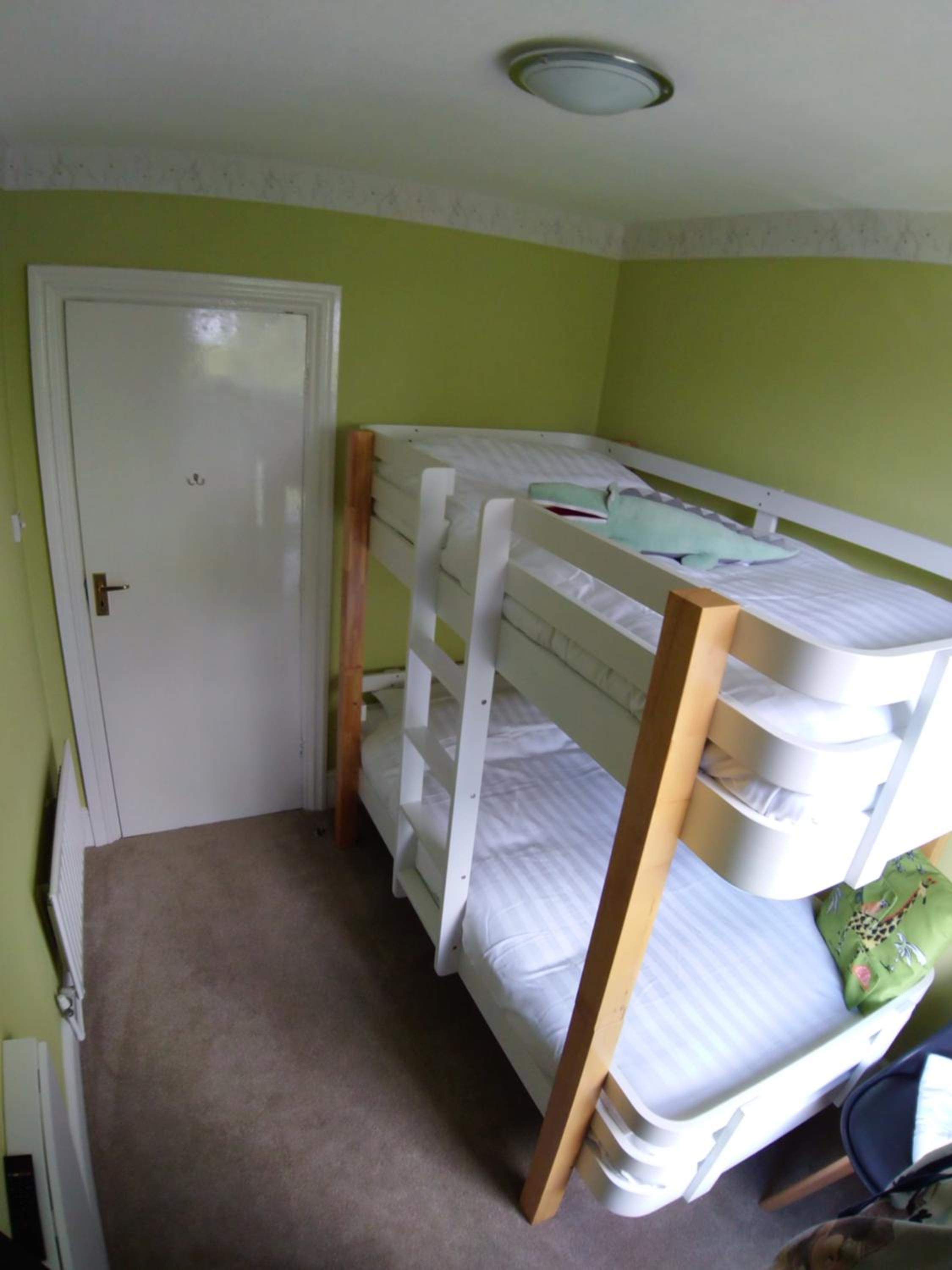 Family Suite with Mountain View photo 3
