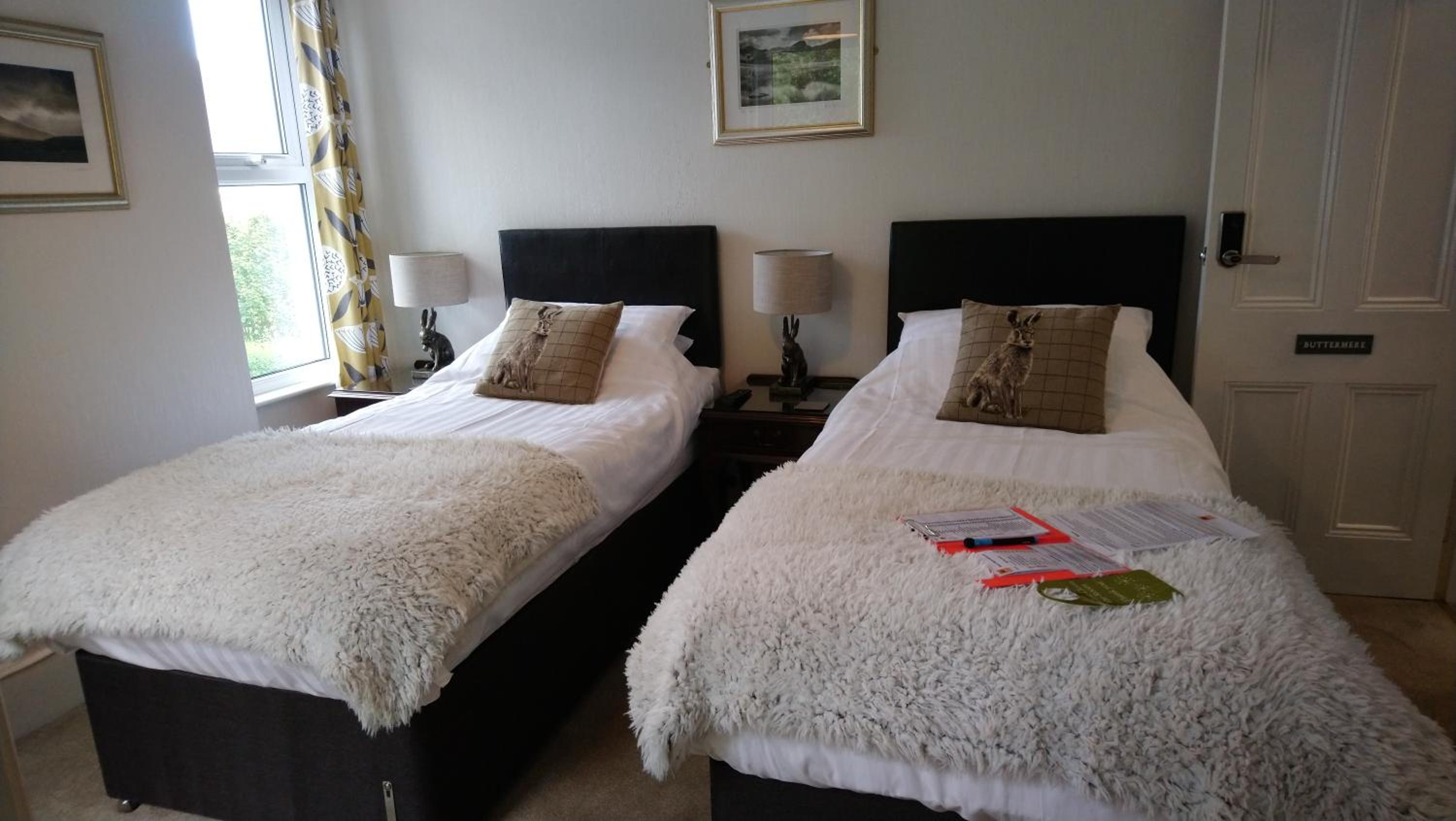 Super King/Twin Room with Mountain and Garden View photo 3