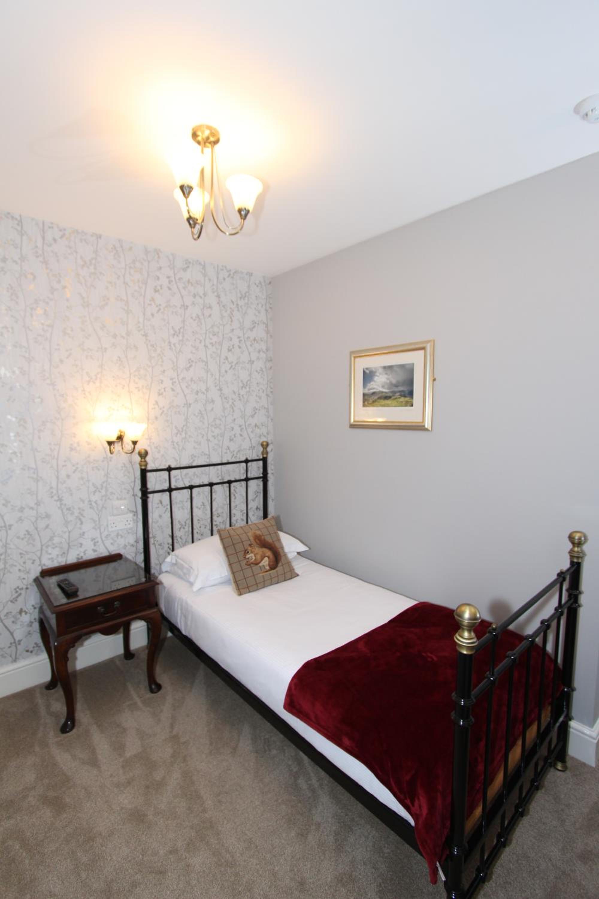 Single Courtyard View Room