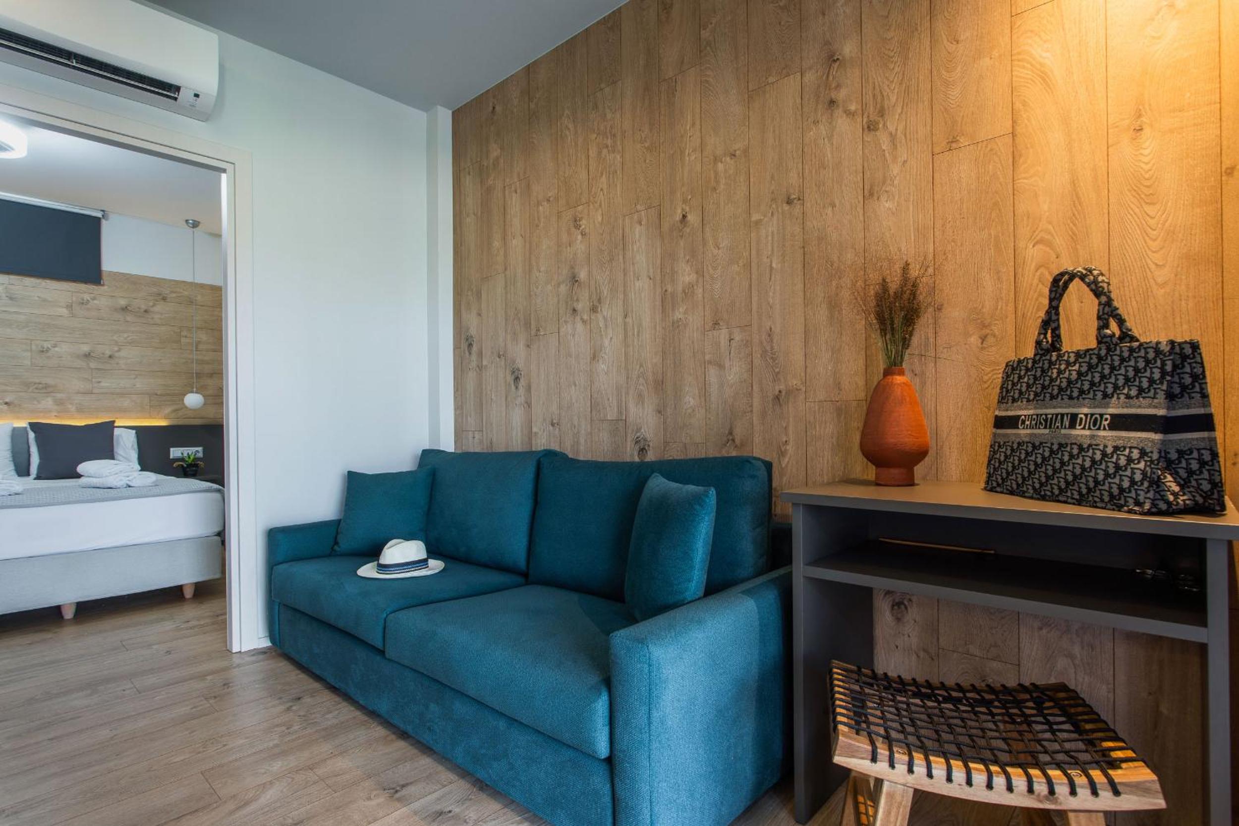 Deluxe Apartment