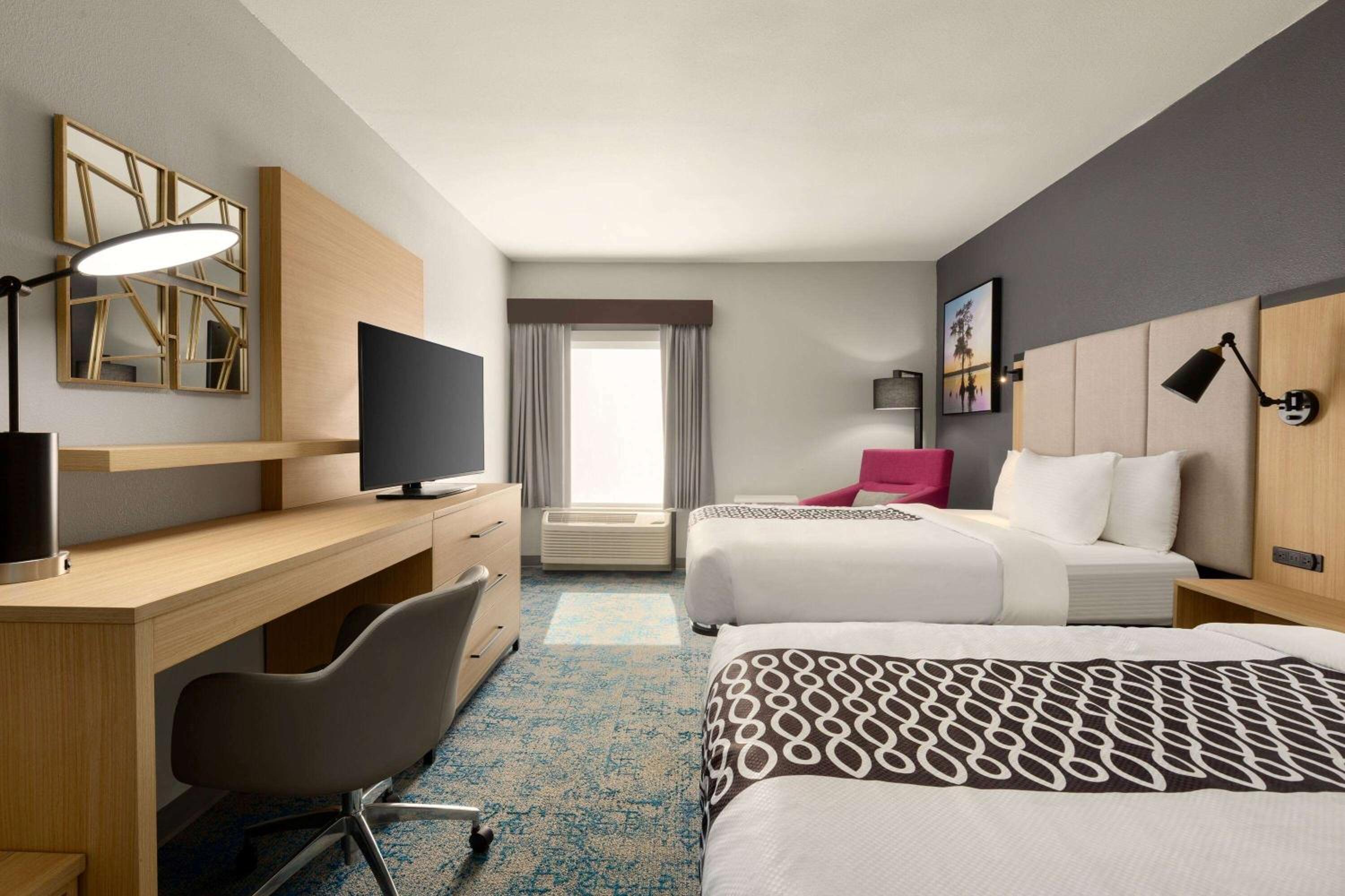 Queen Room with Two Queen Beds - Non-Smoking