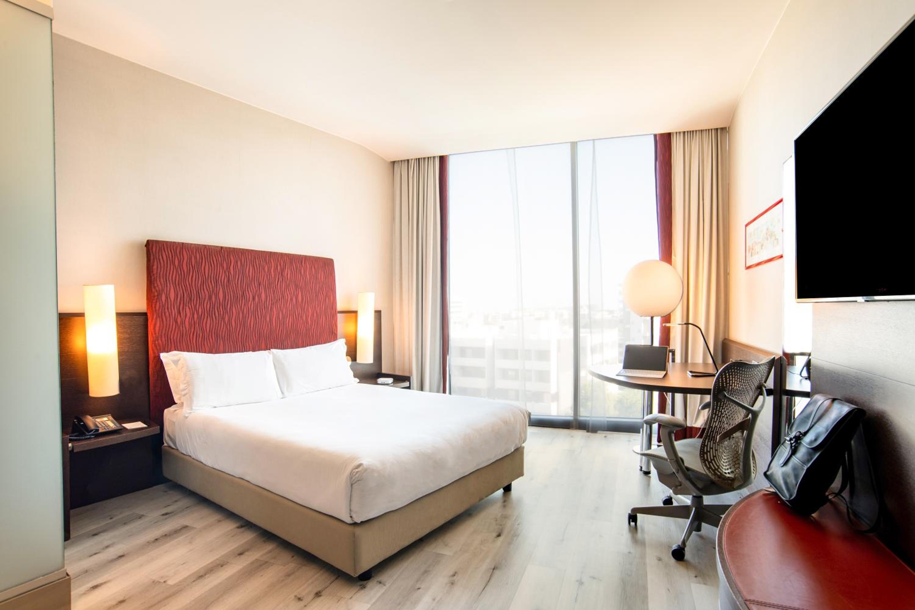 Double Room - Photo 6
