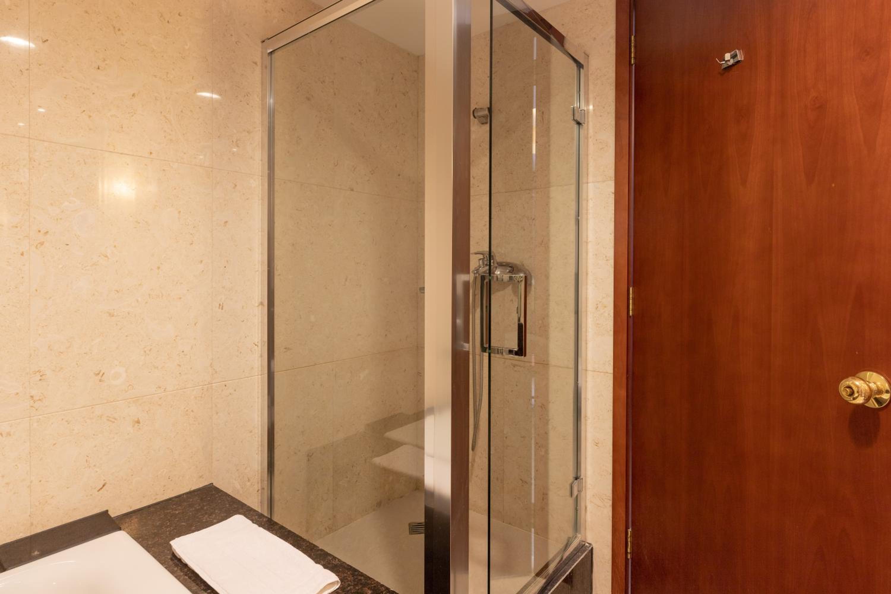 Executive Suite photo 2