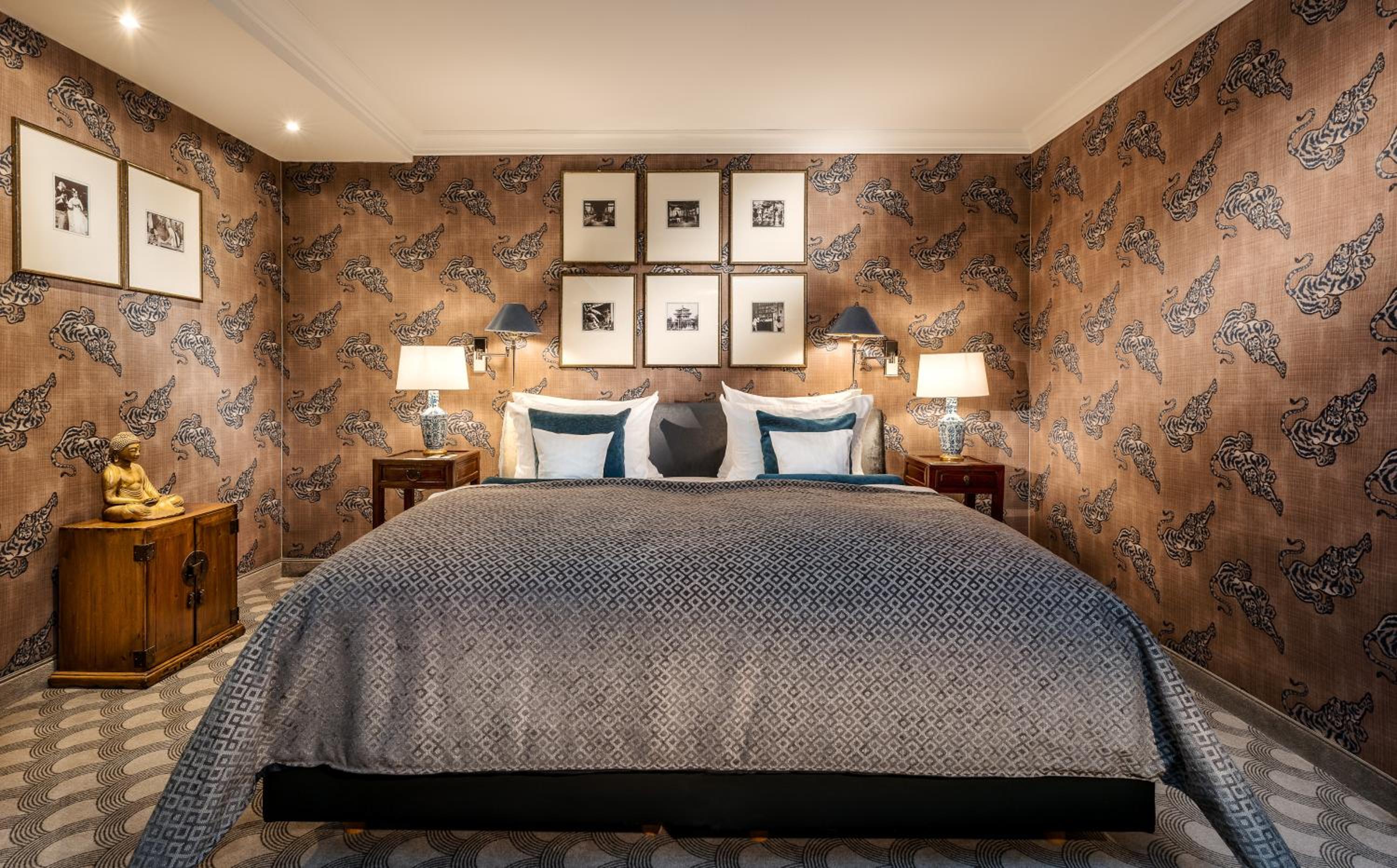 Junior Suite with Lake View - Photo 9