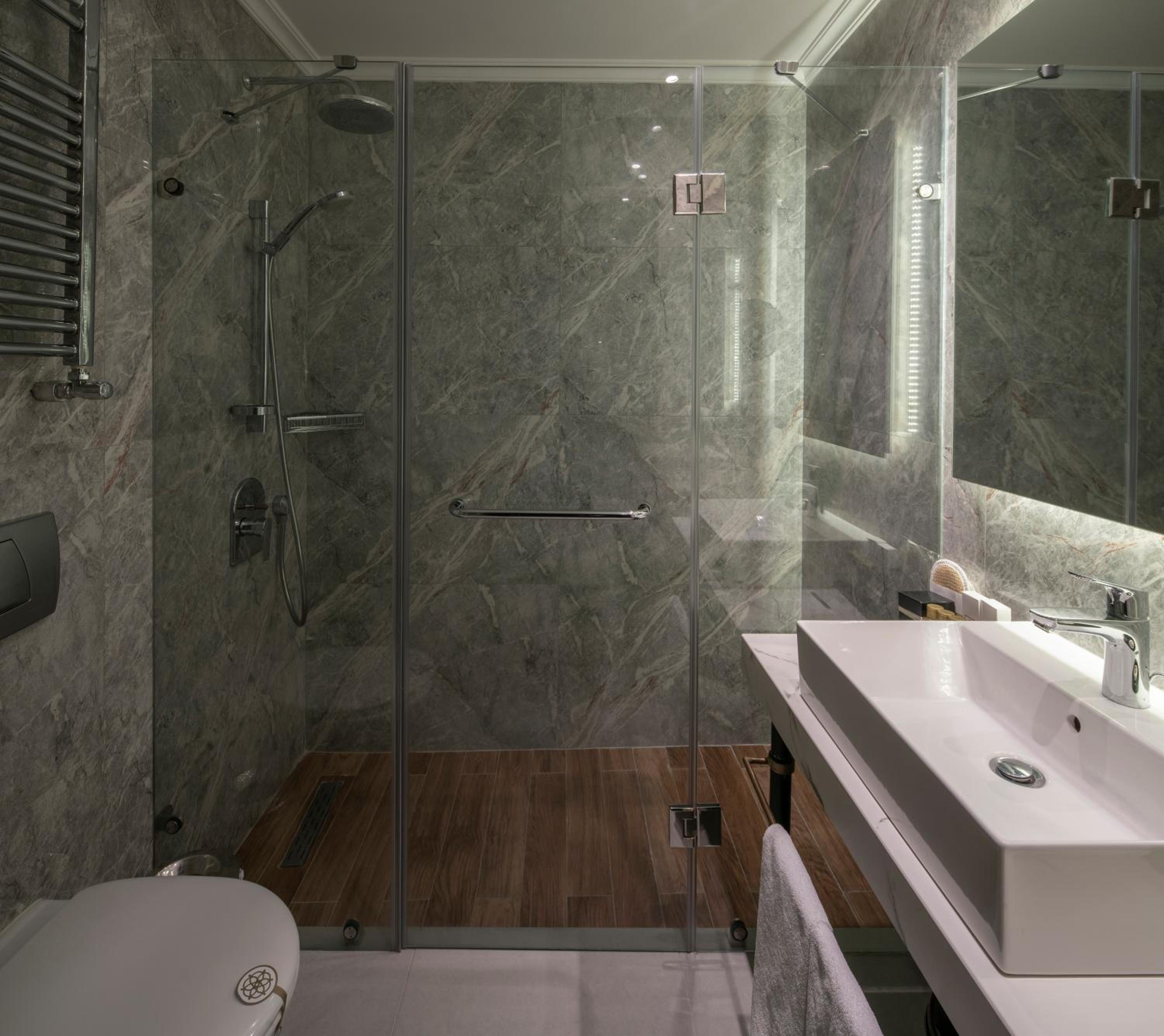 Deluxe Twin Room photo 3