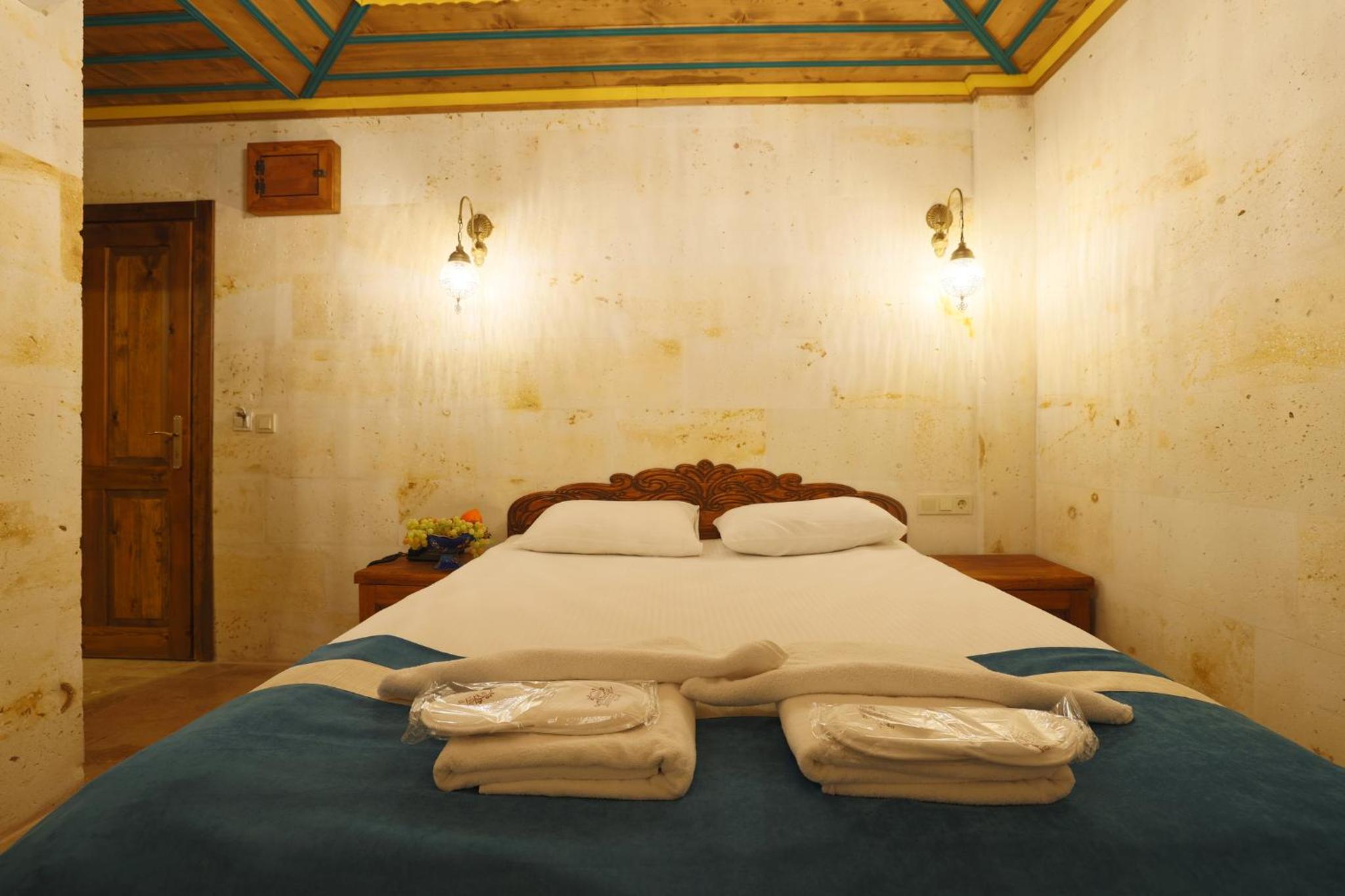 Deluxe Double Room - Photo 1
