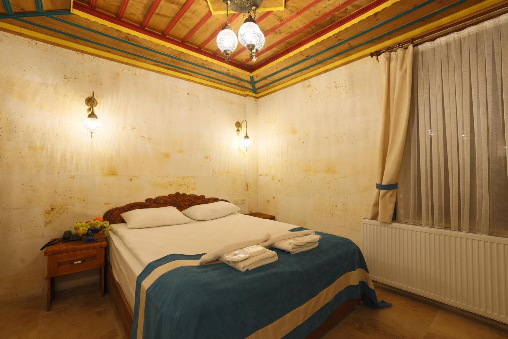 Deluxe Double Room - Photo 7