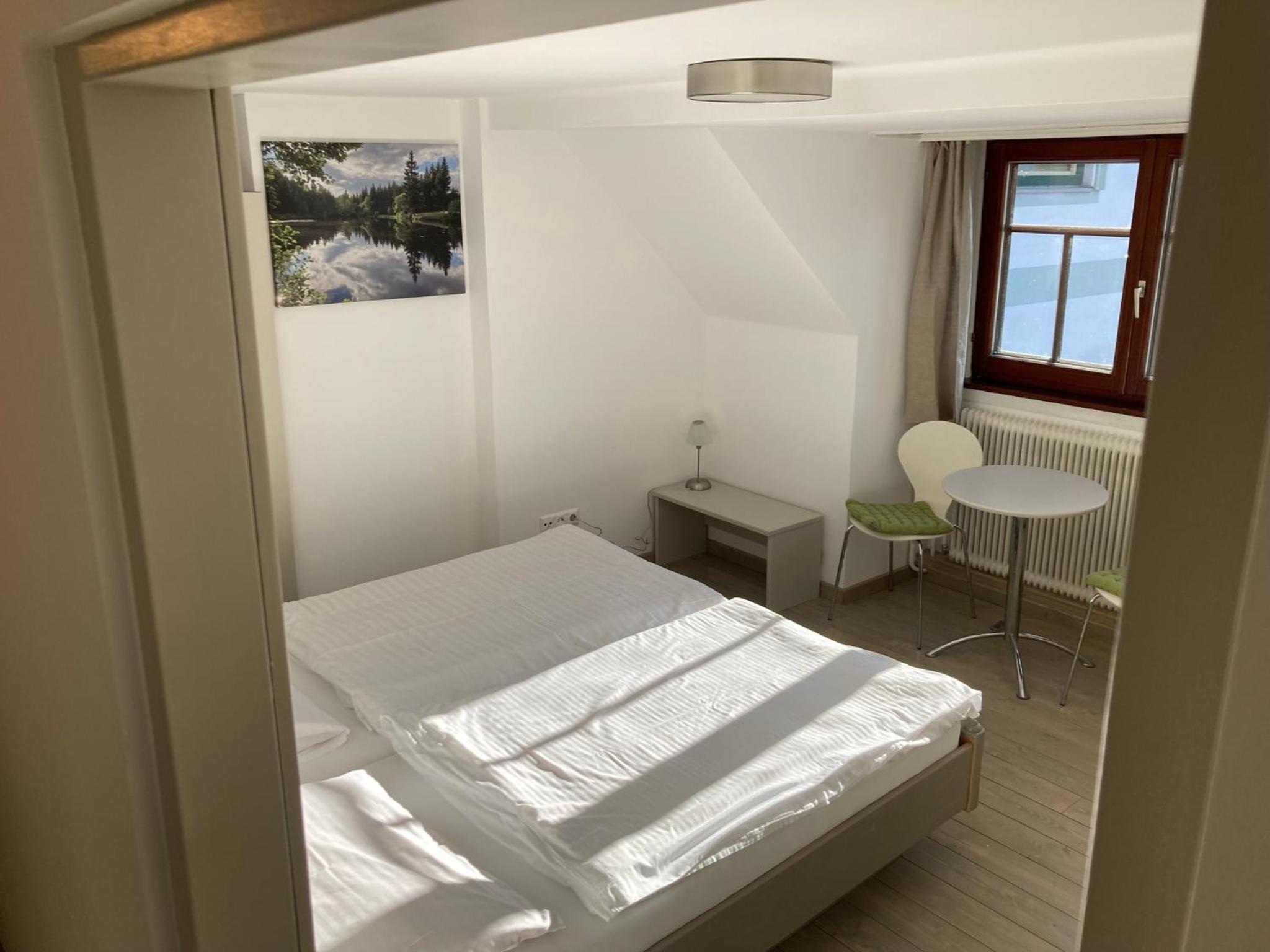 Double Room with Shared Bathroom photo 1