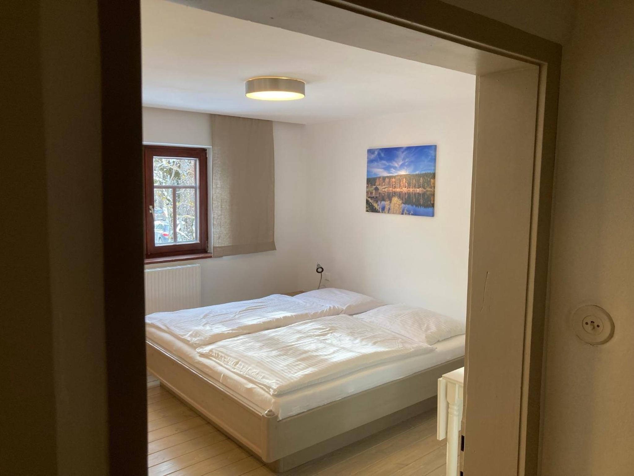 Double Room with Shared Bathroom photo 3