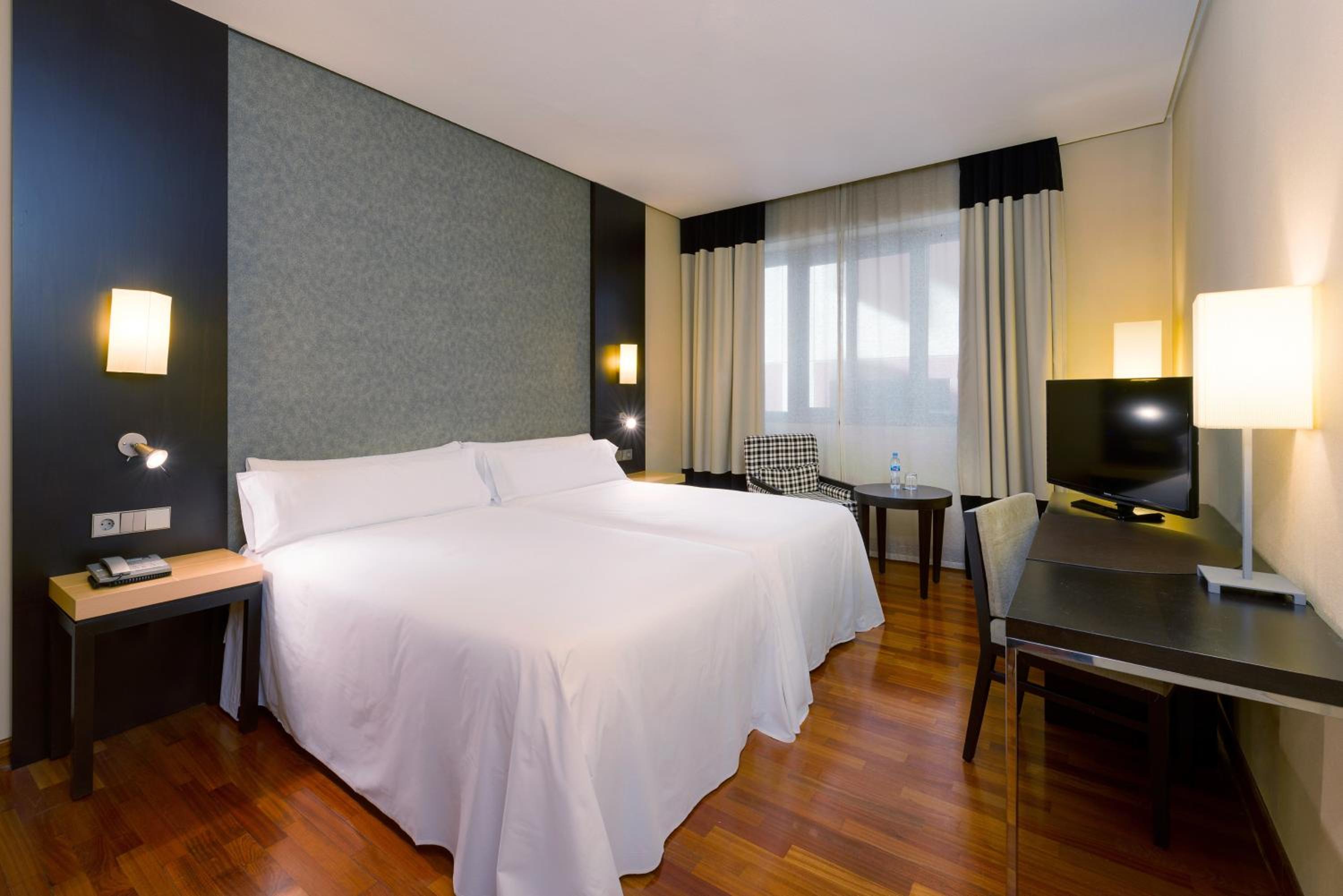 Standard Room - Photo 1