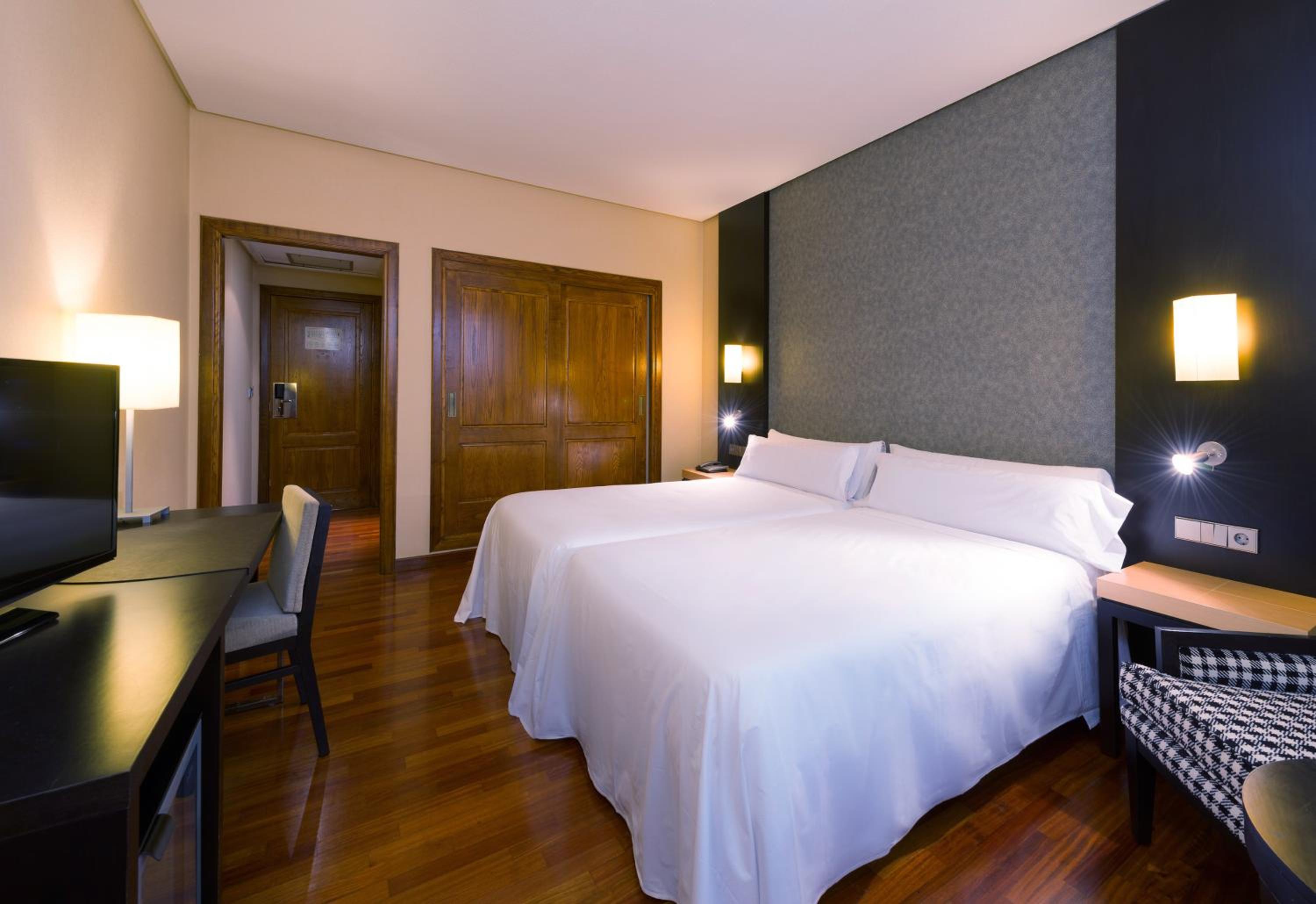 Standard Room - Photo 4