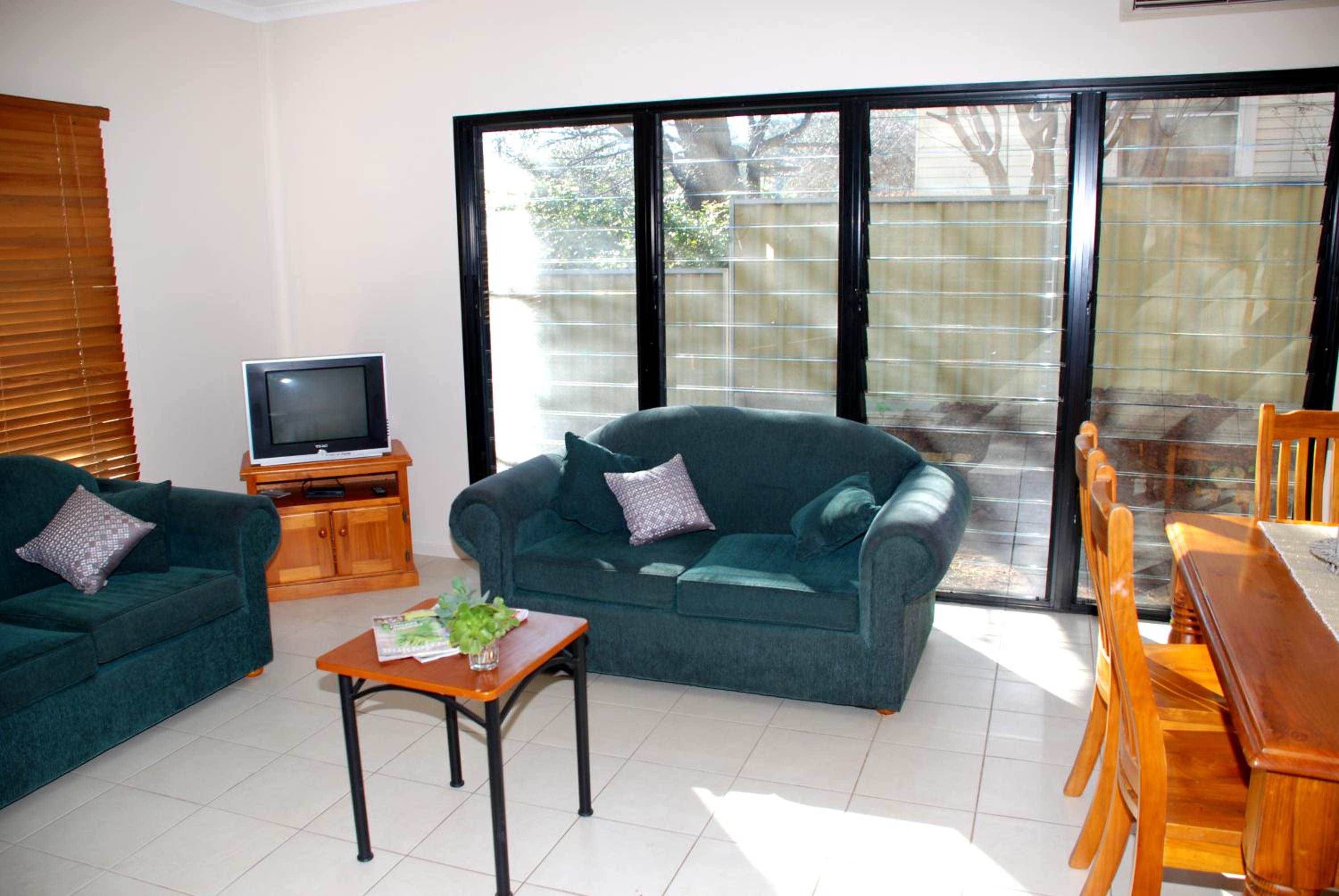 Four-Bedroom Apartment with Balcony B