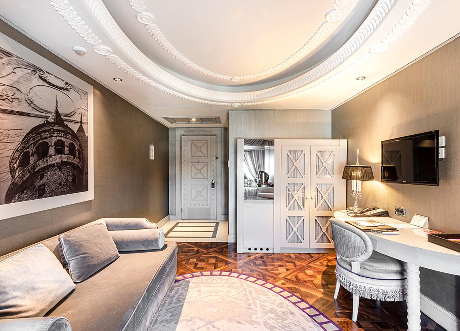 Executive Suite with Sea View including Club Access Privileges photo 3