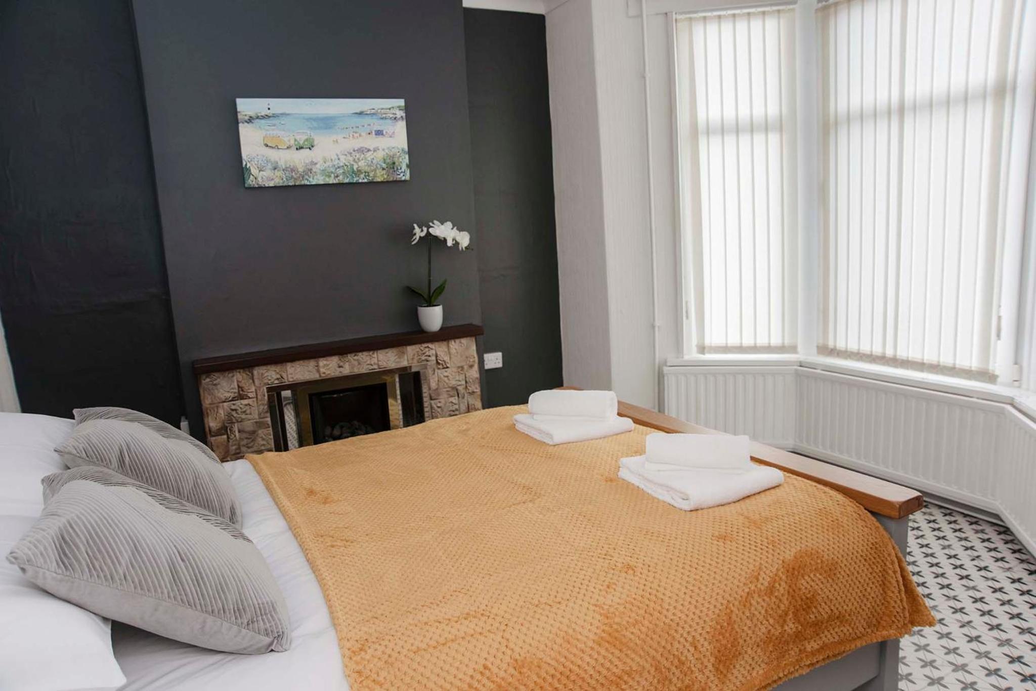 Four-Bedroom House photo 1