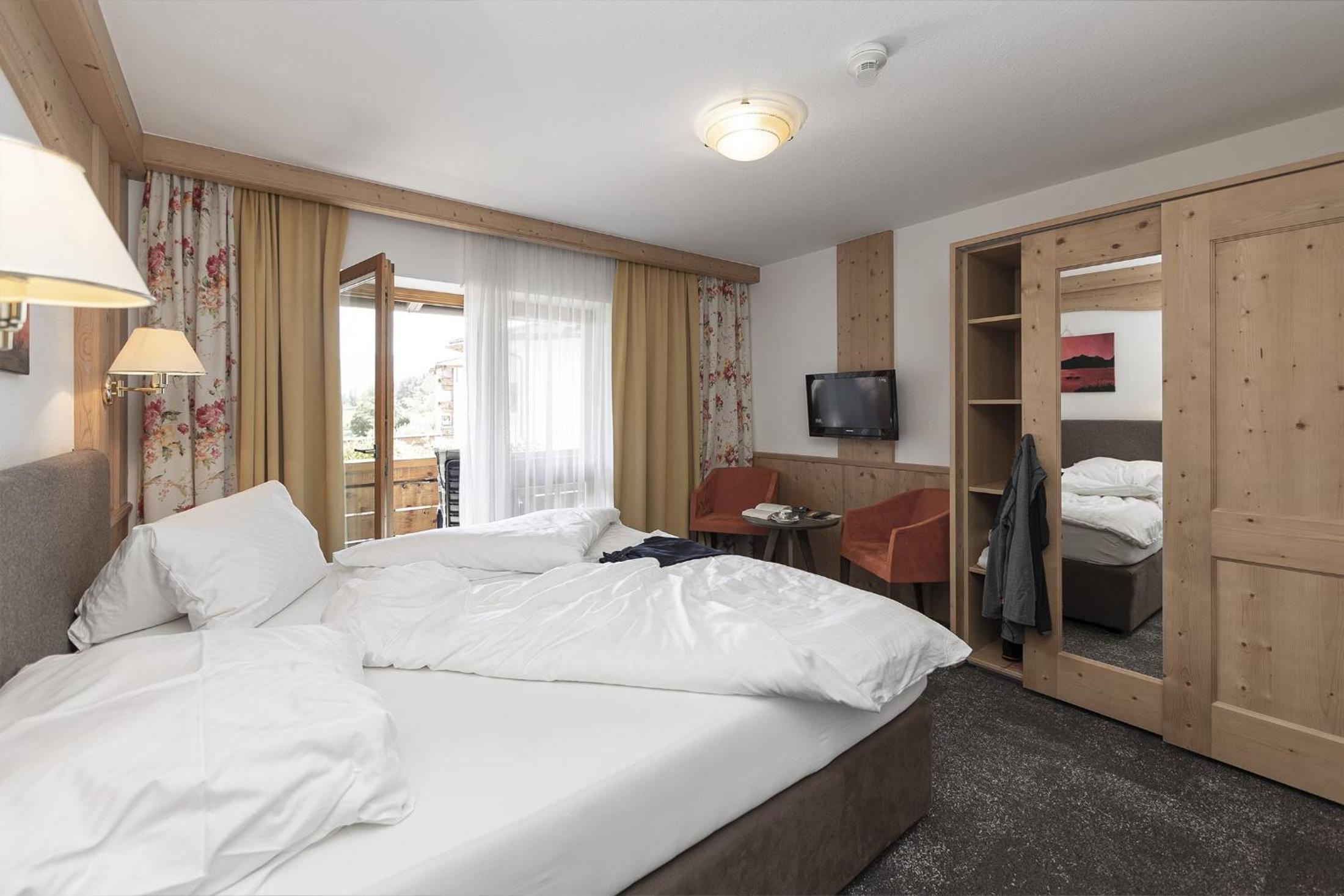 Double Room - Photo 6