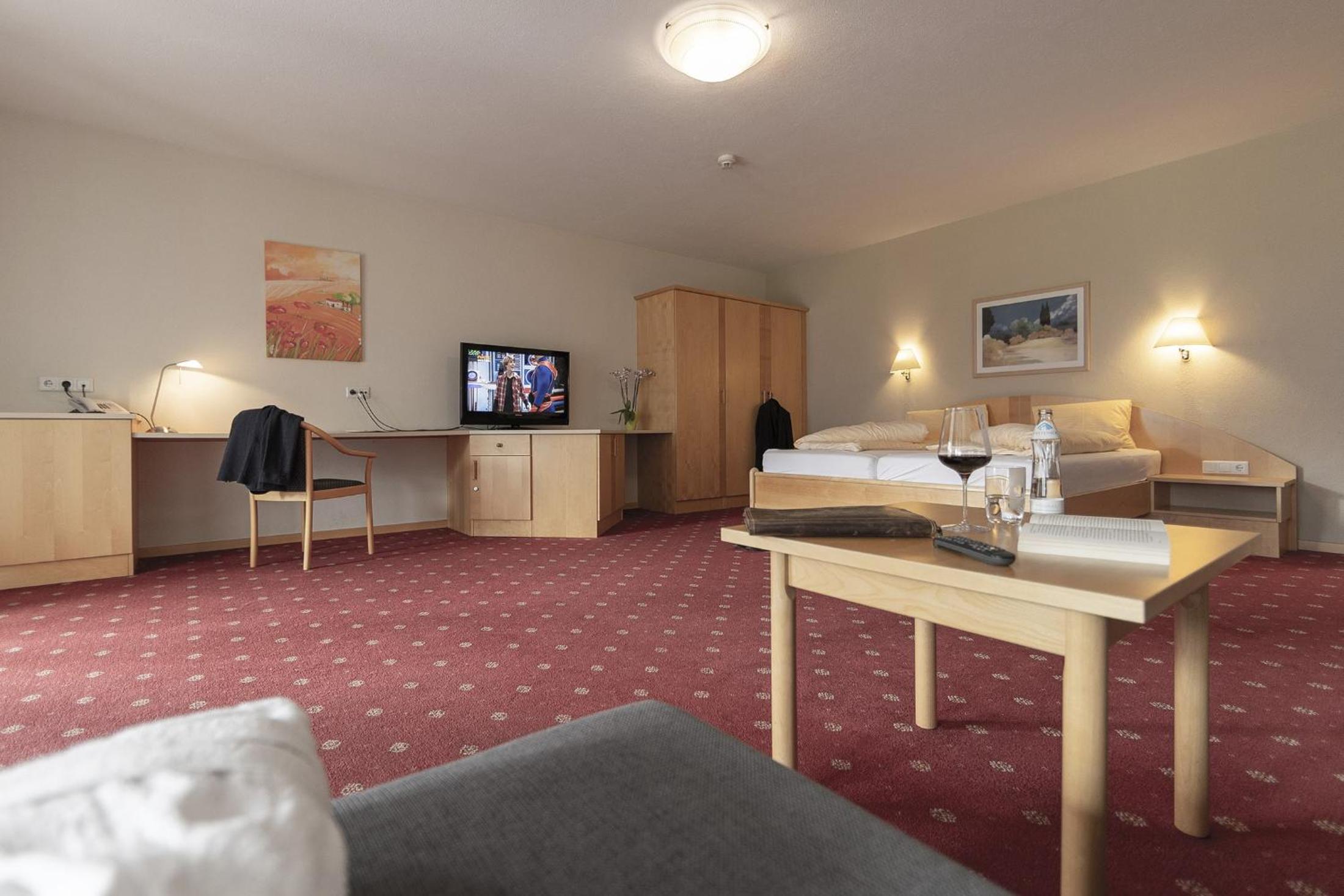 Family Room - Photo 14