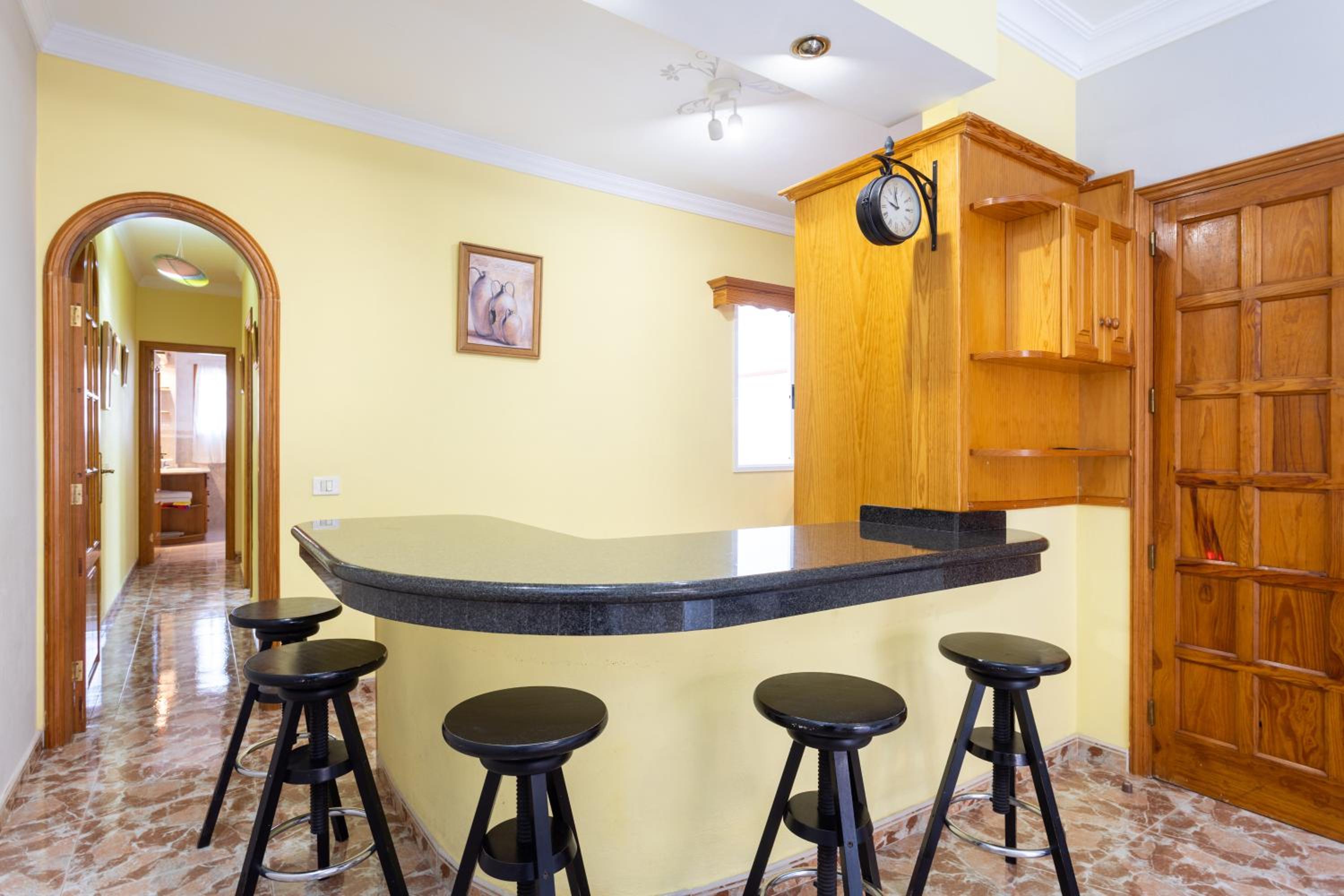 Apartment - Photo 18