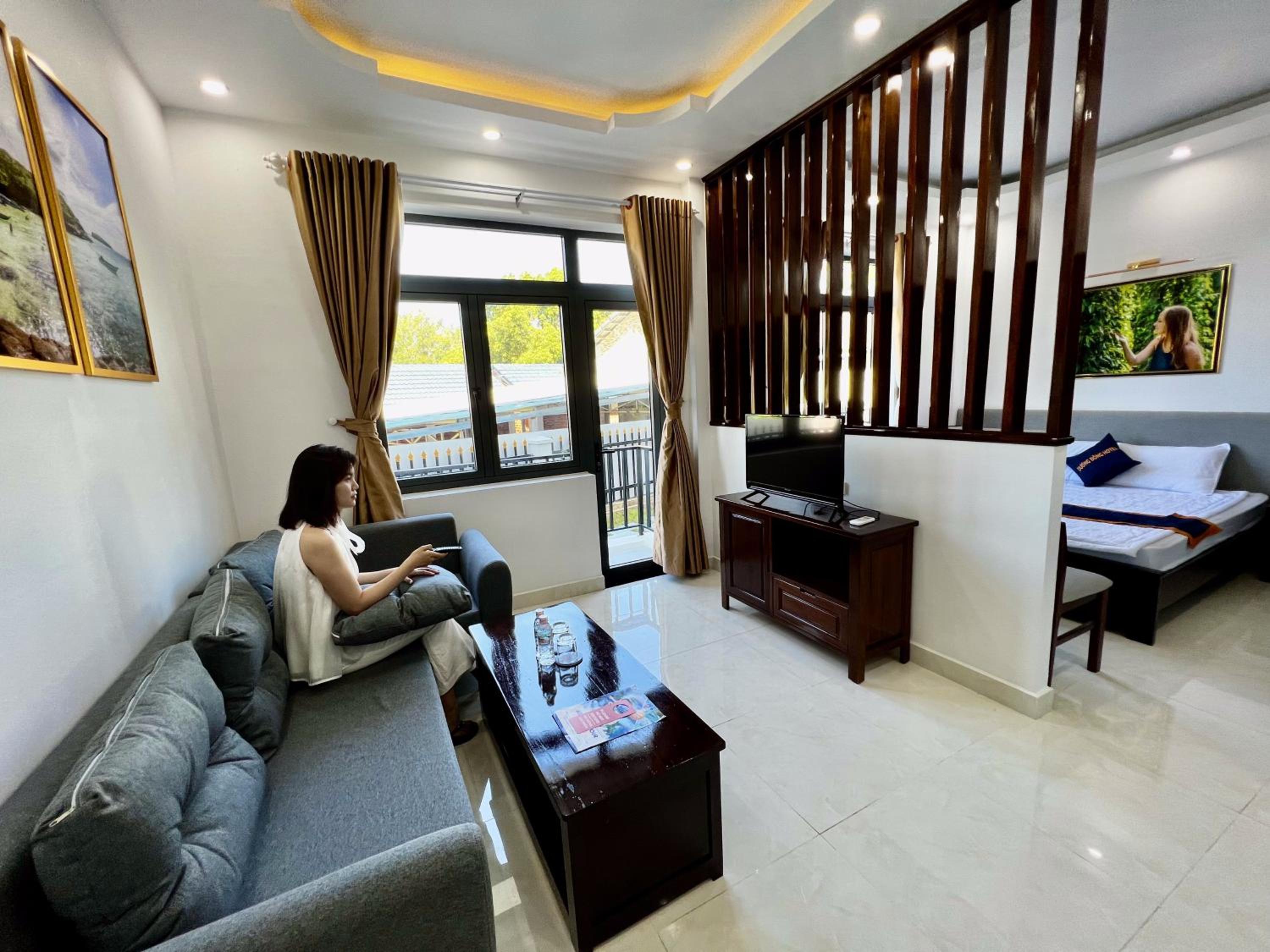 Apartment with Balcony - Photo 15