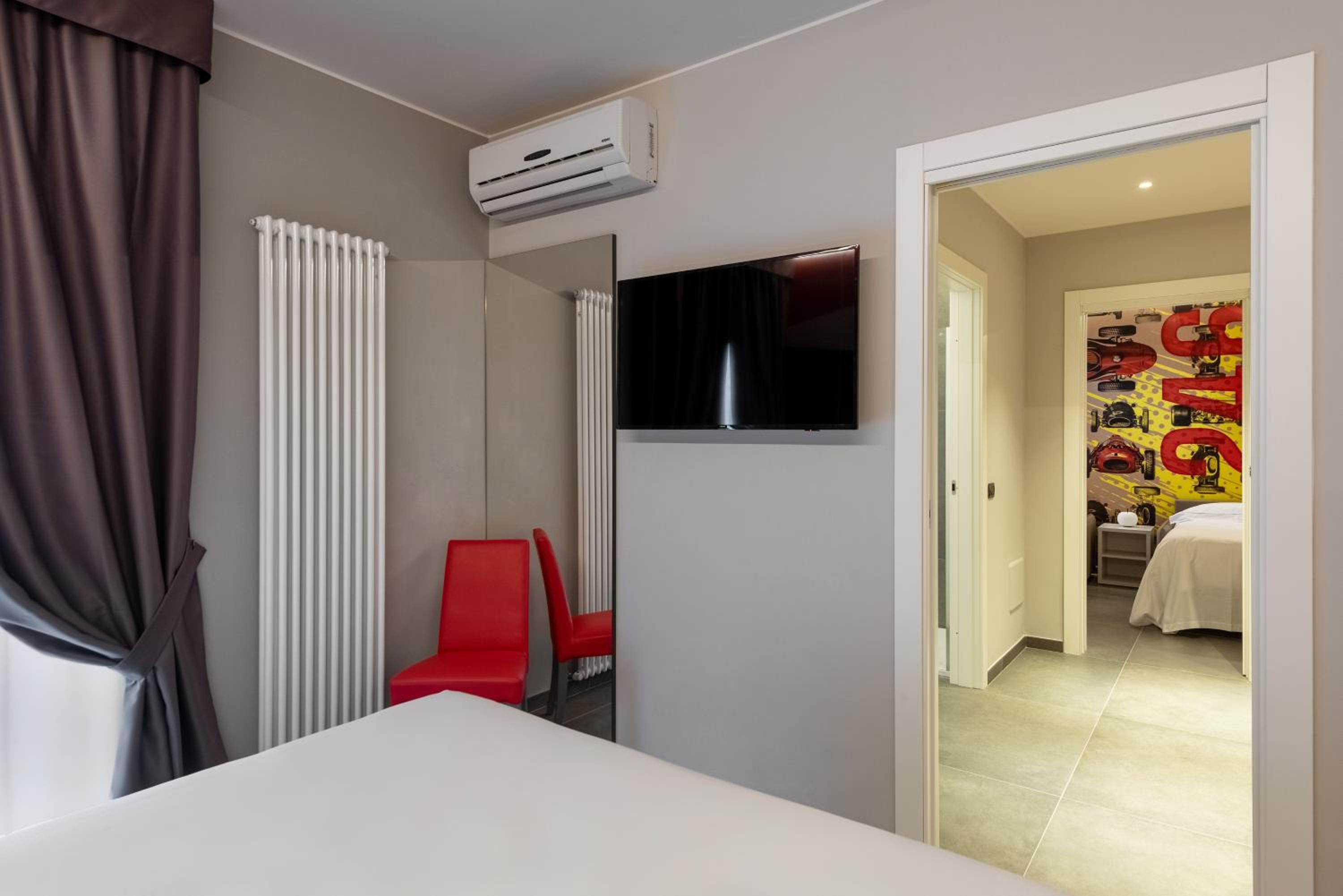 Deluxe Quadruple Room - Photo 5