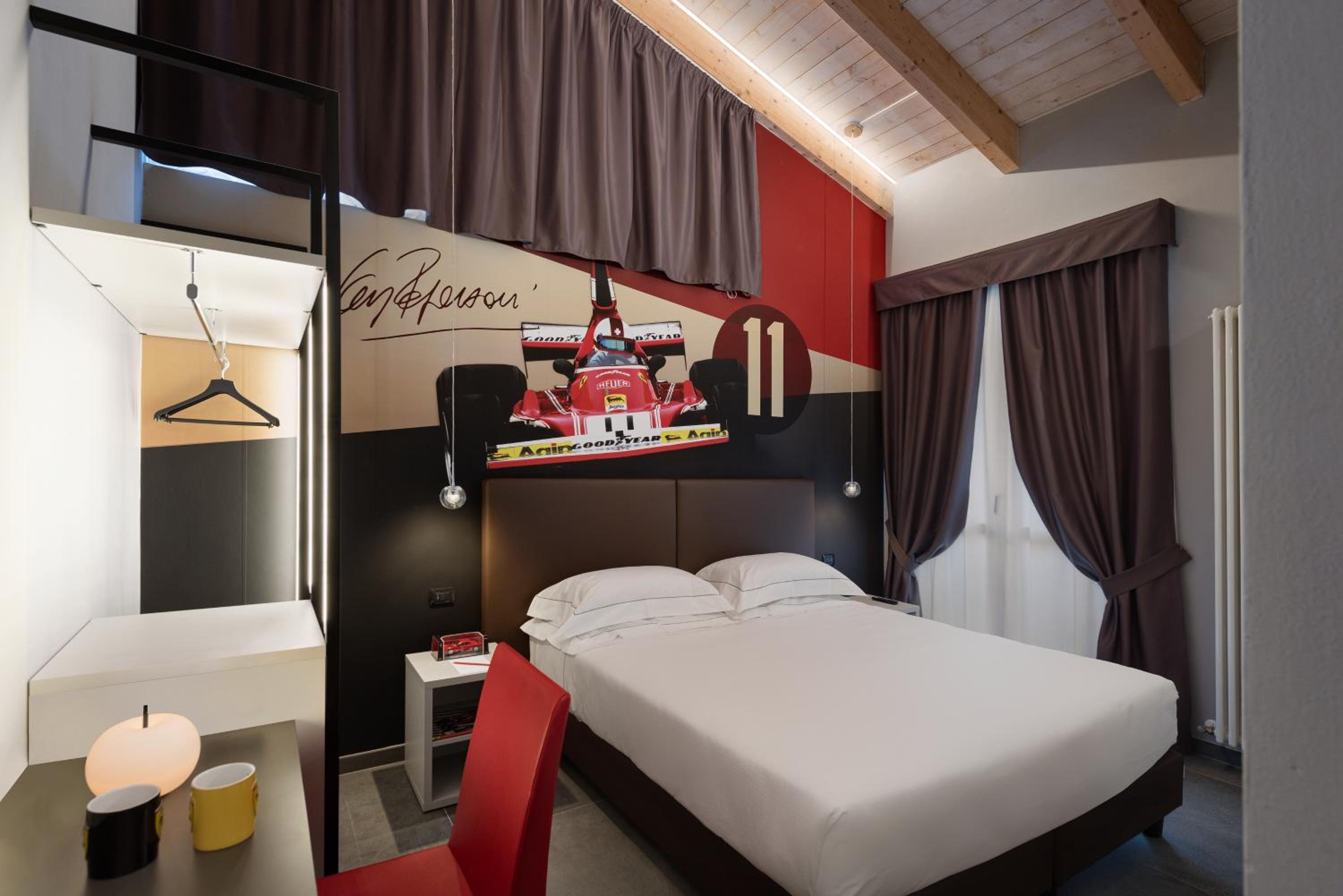 Deluxe Double or Twin Room - Photo 25
