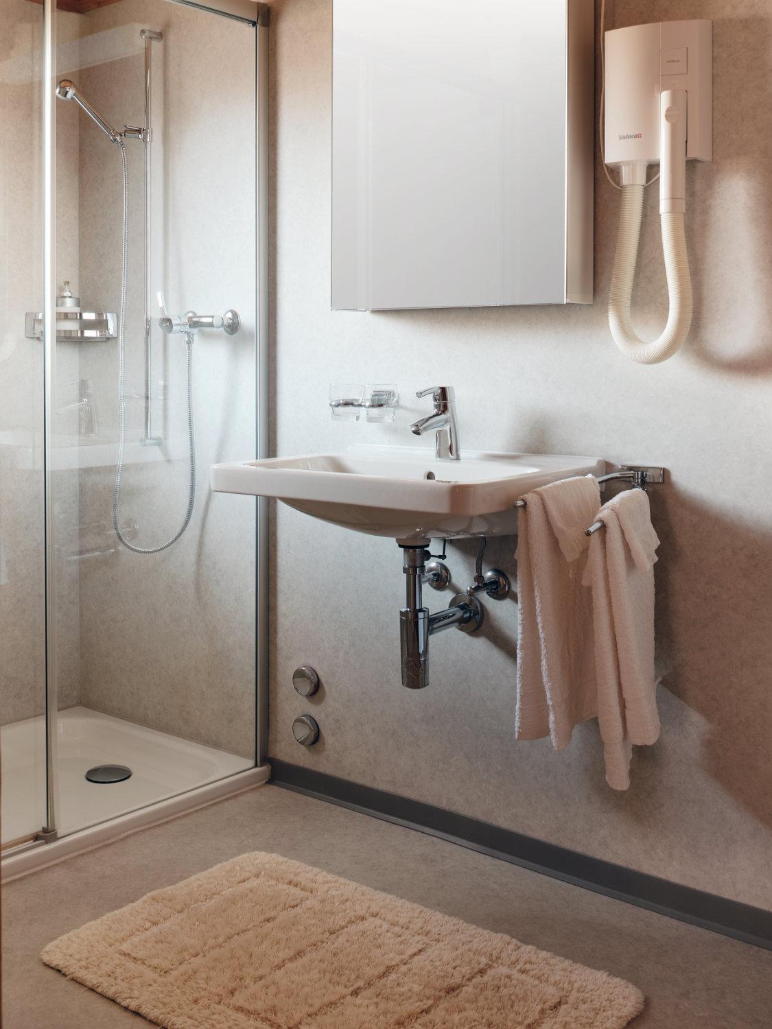 Triple Room with Private Bathroom photo 3