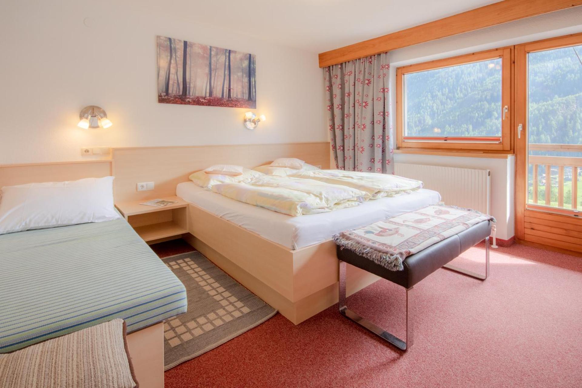 Superior One-Bedroom Apartment
