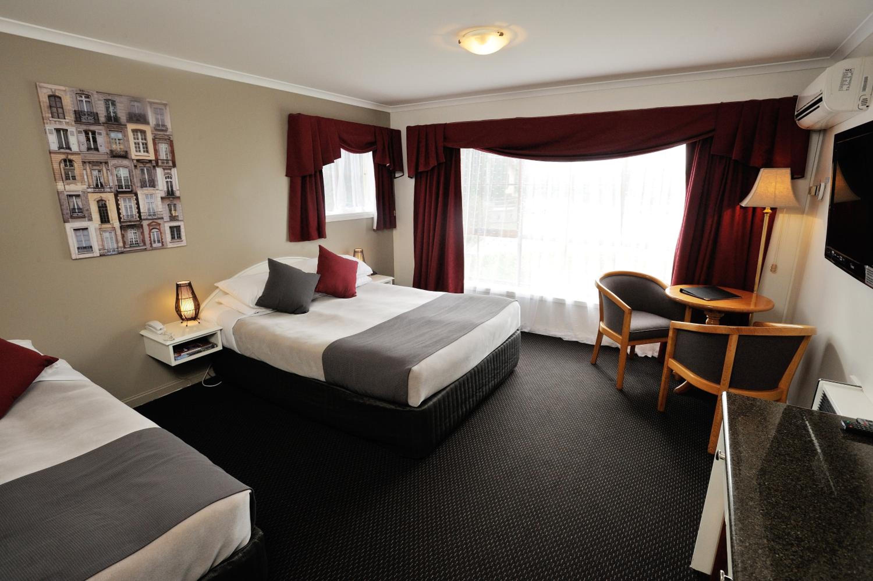 Family Studio Suite