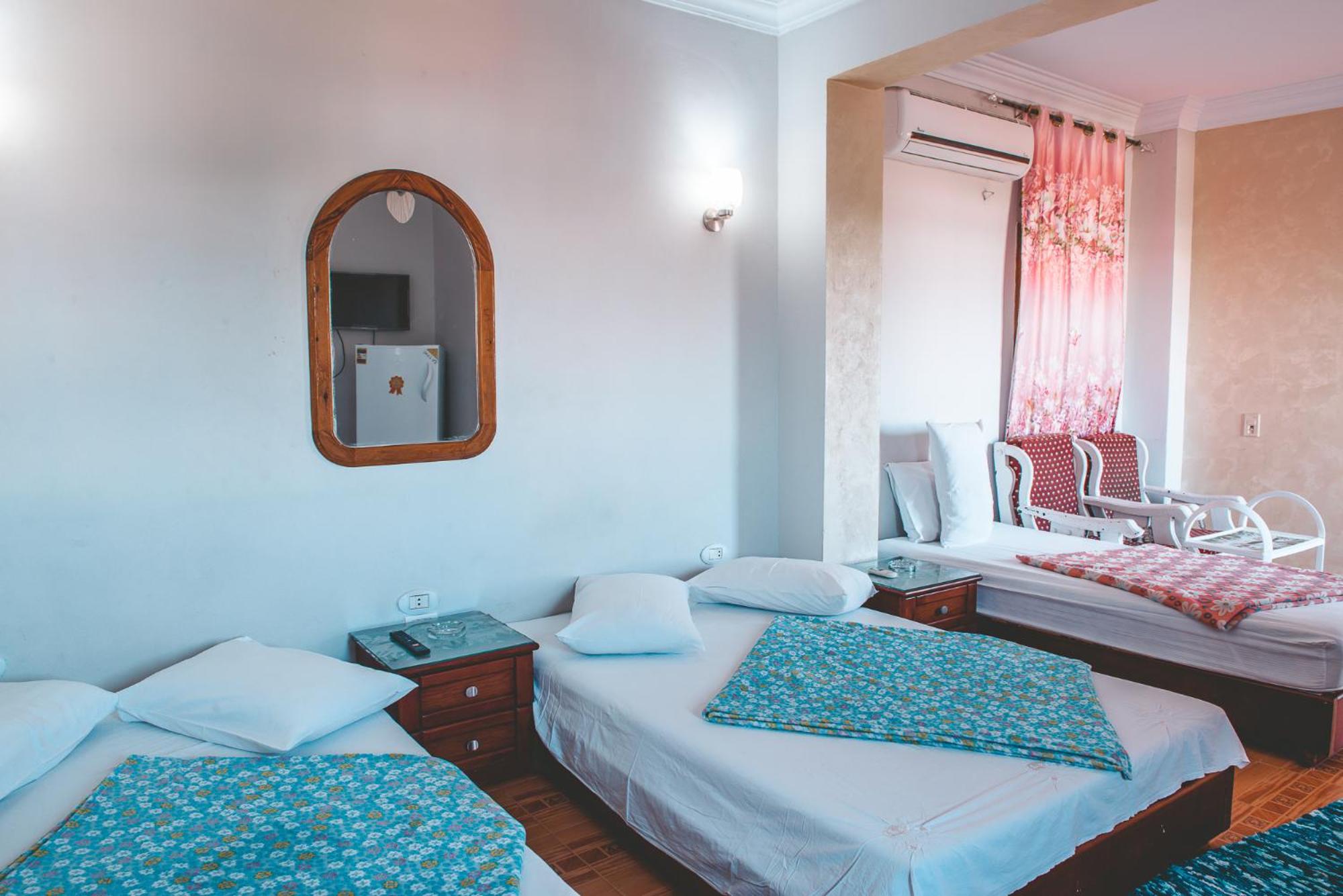 Triple Room with Private Bathroom photo 3
