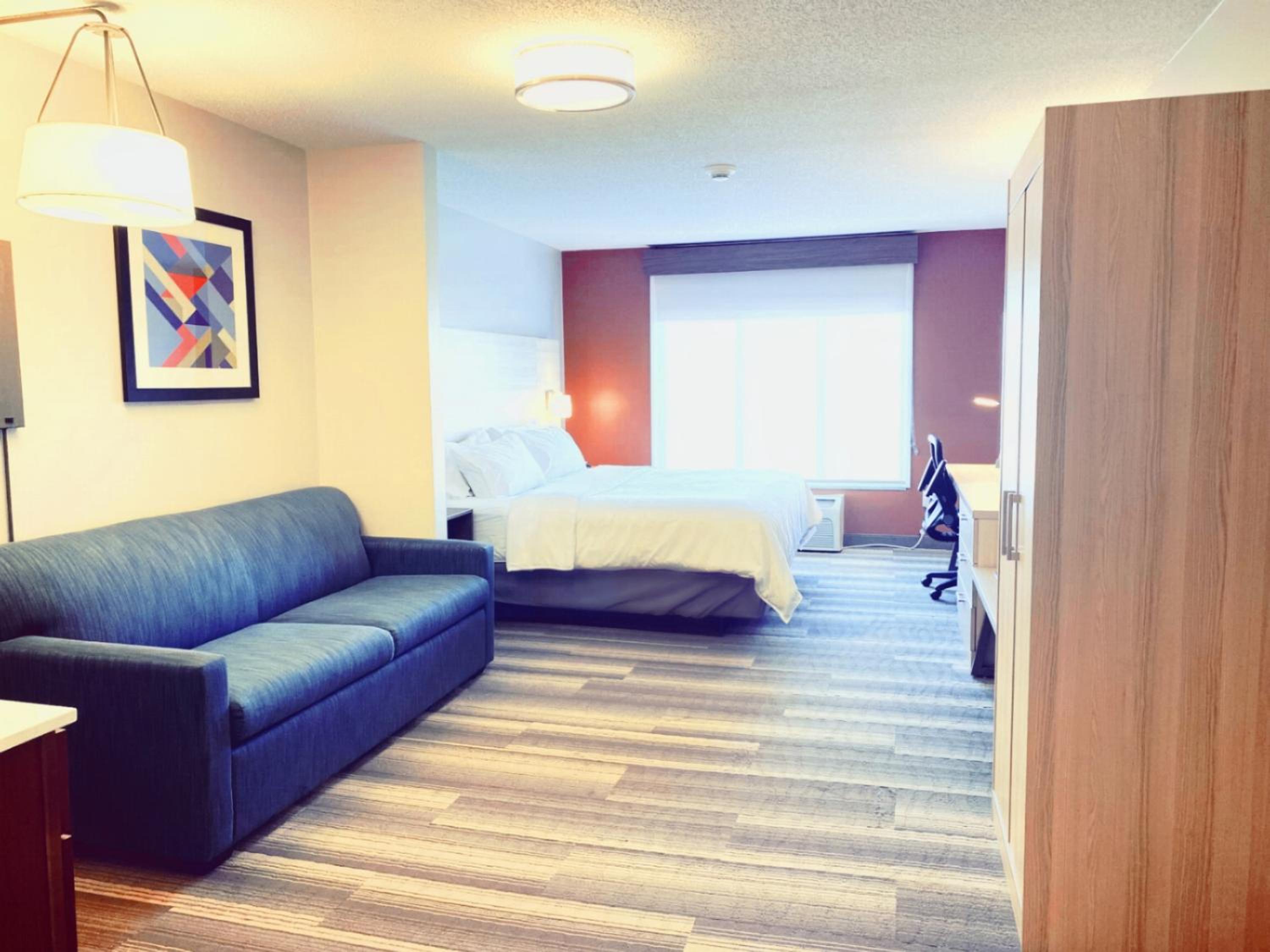 King Suite - Photo 1