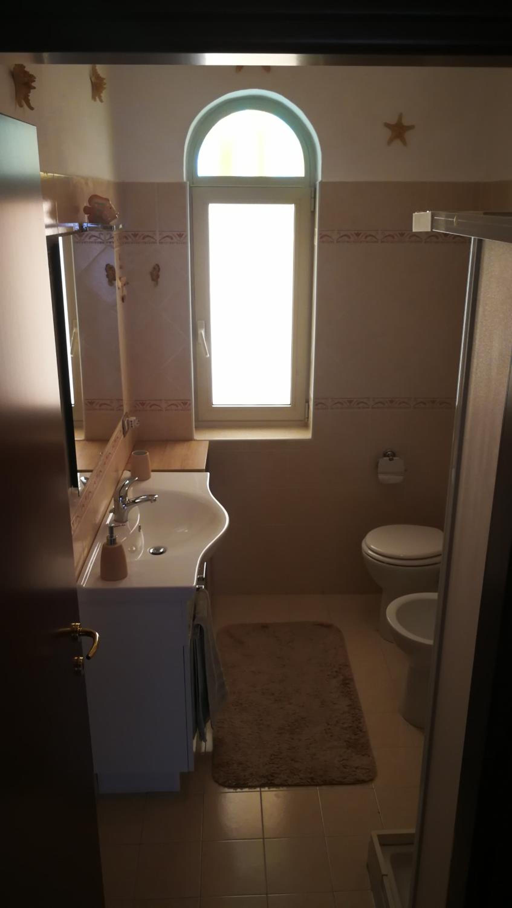Two-Bedroom Apartment - Photo 14