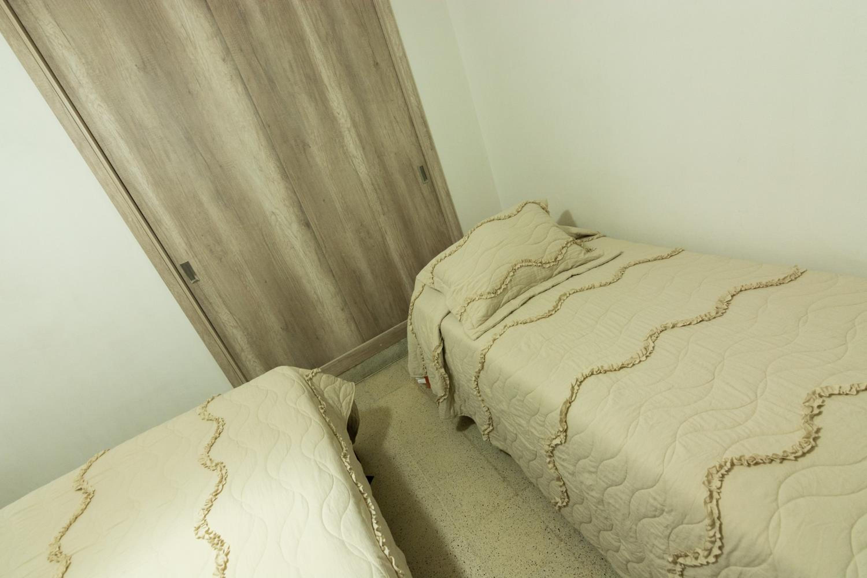 Triple Room with Private External Bathroom