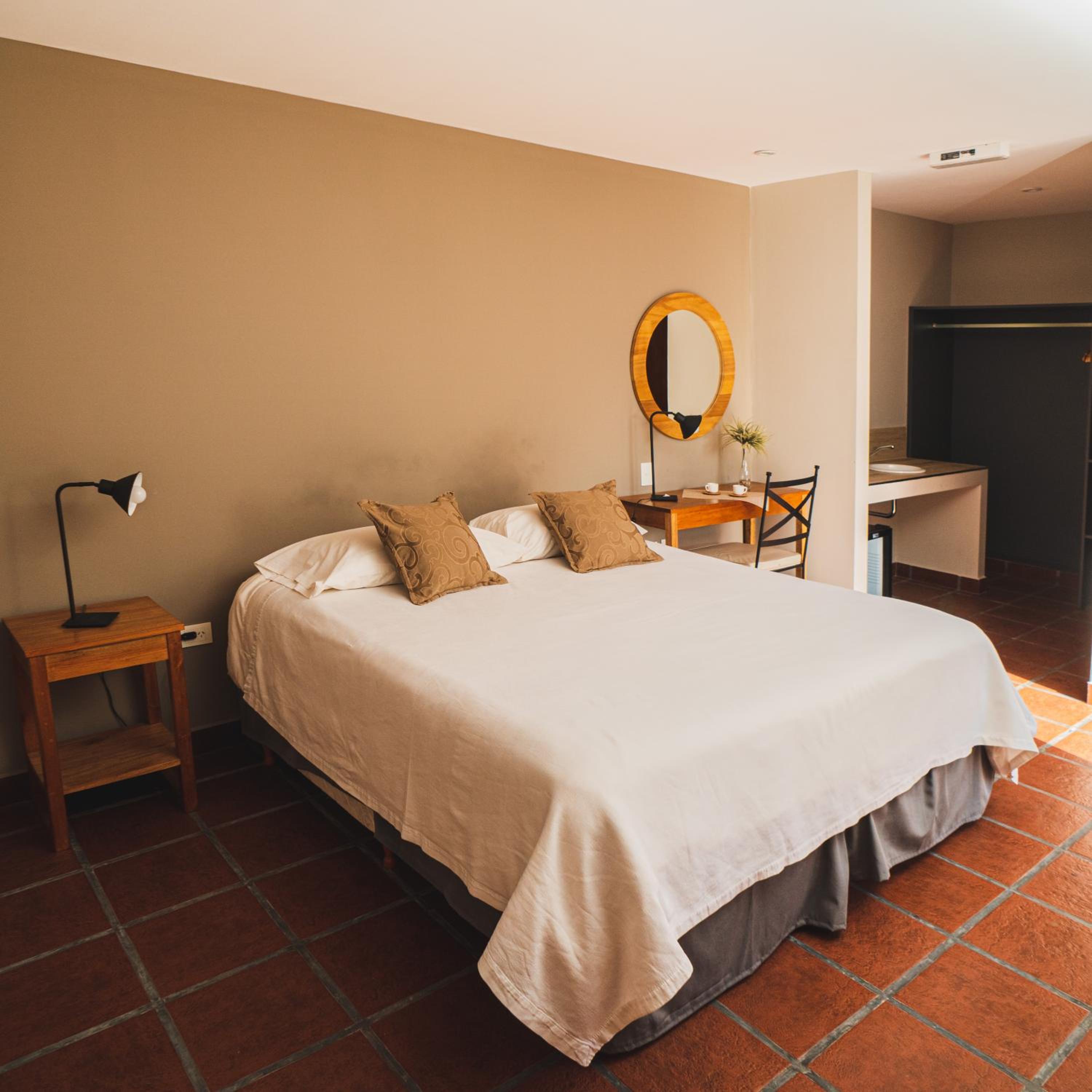 Standard Double or Twin Room photo 3