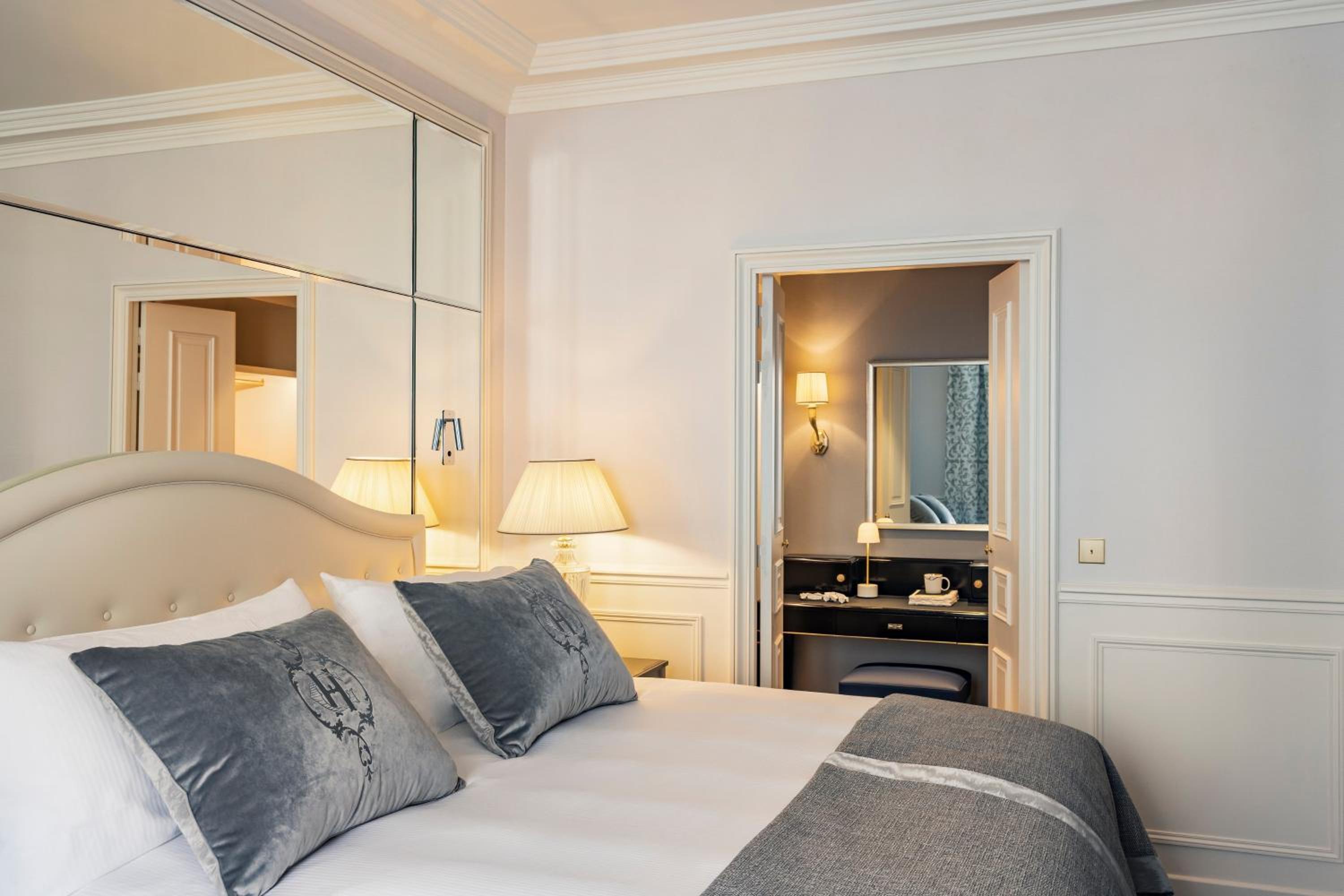 One-Bedroom Suite