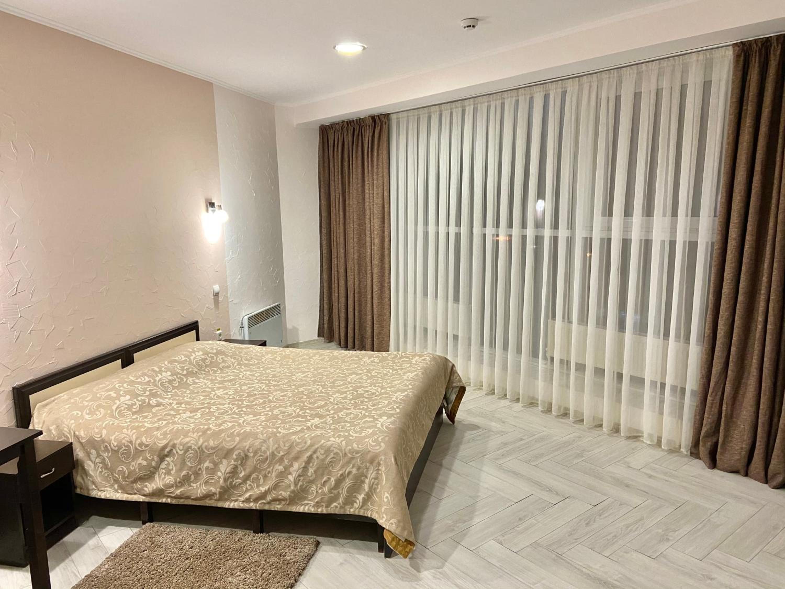 Large Double Room photo 2