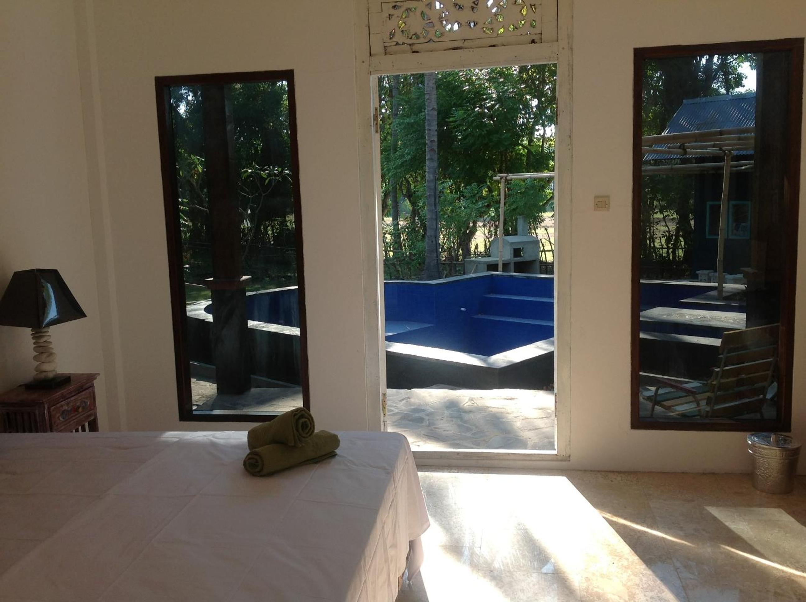 Bungalow with Air Conditioning - Photo 3
