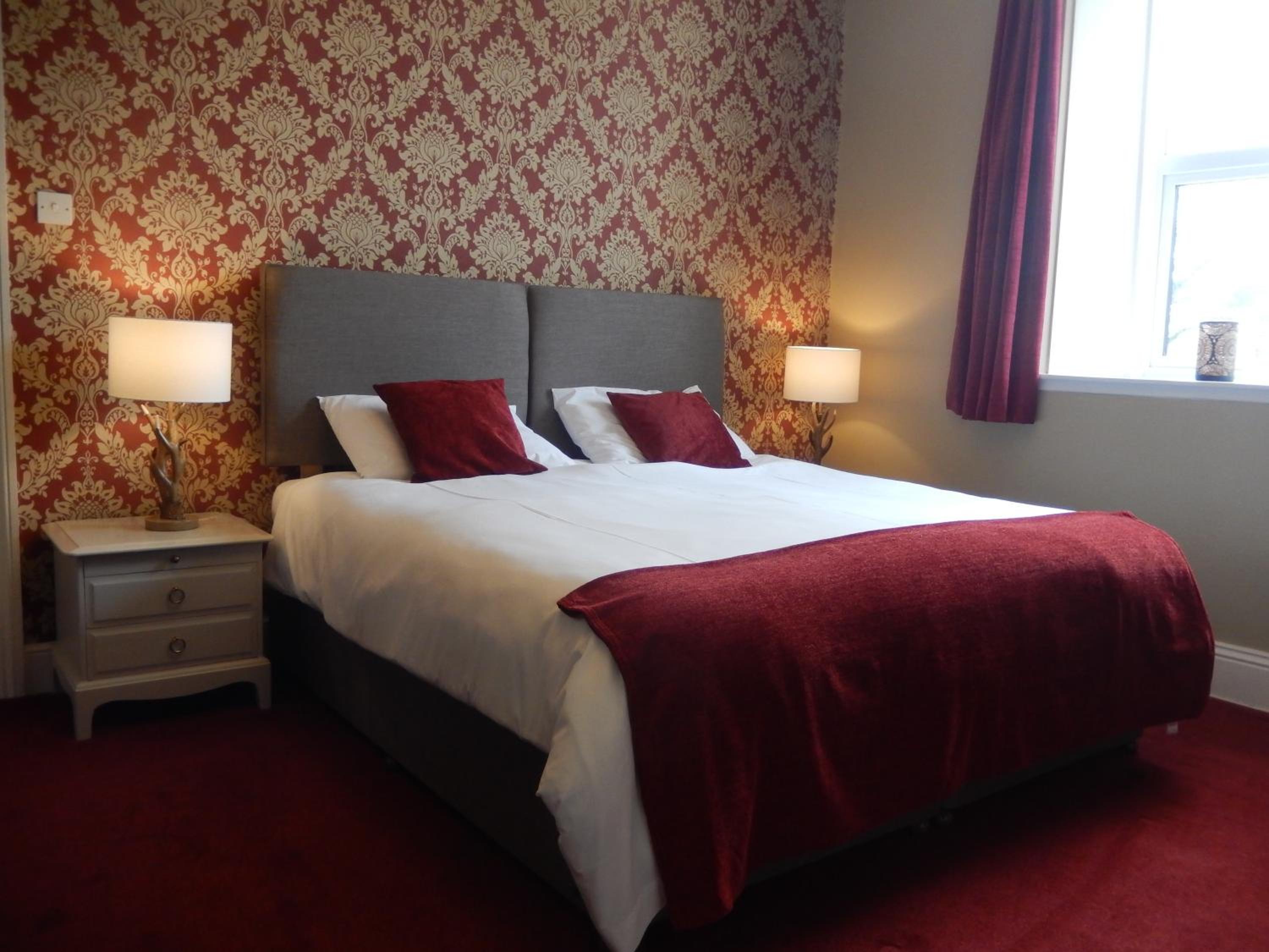Superior Deluxe Double or Twin Room  photo 1