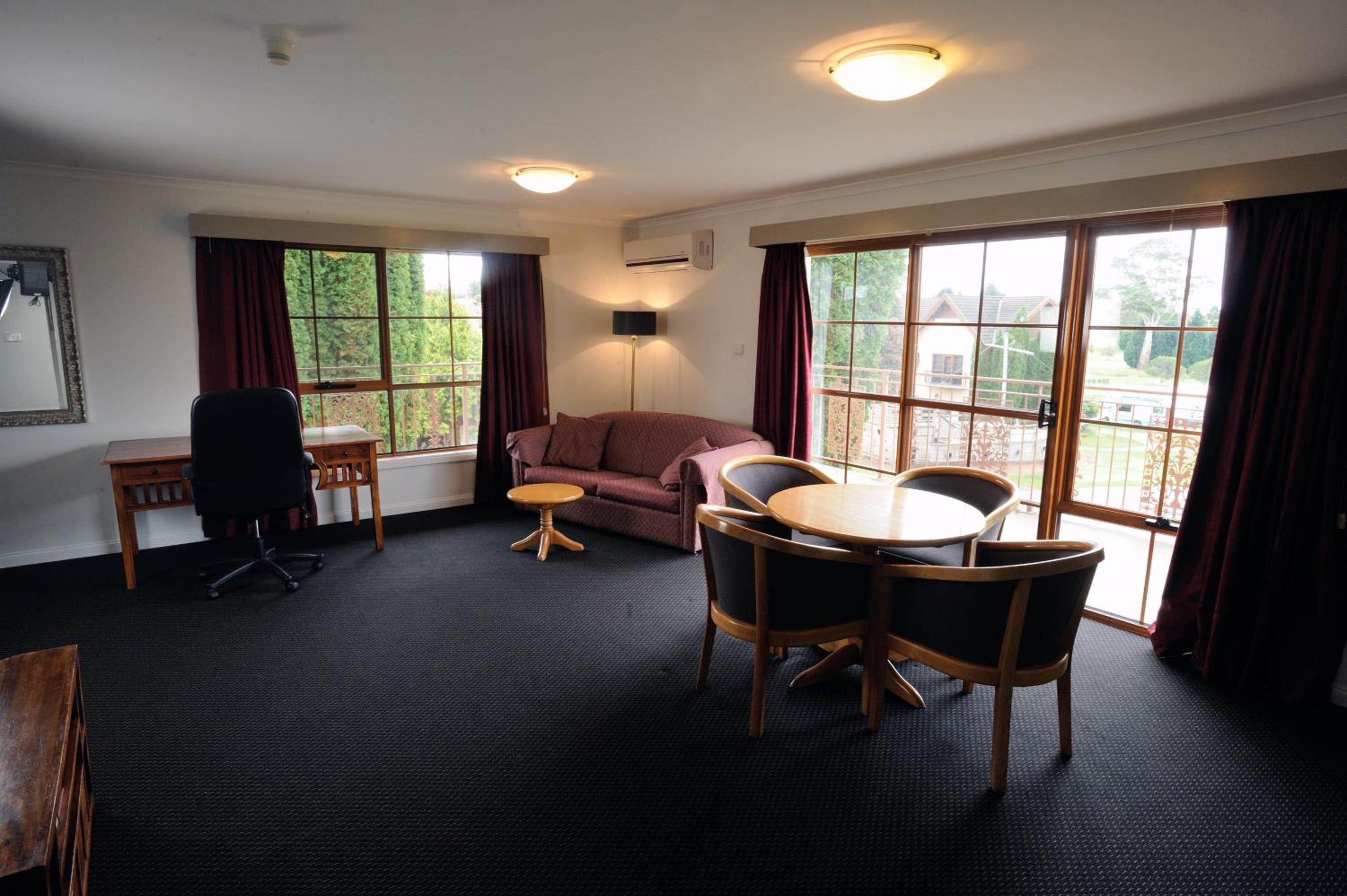 Executive King Spa Suite