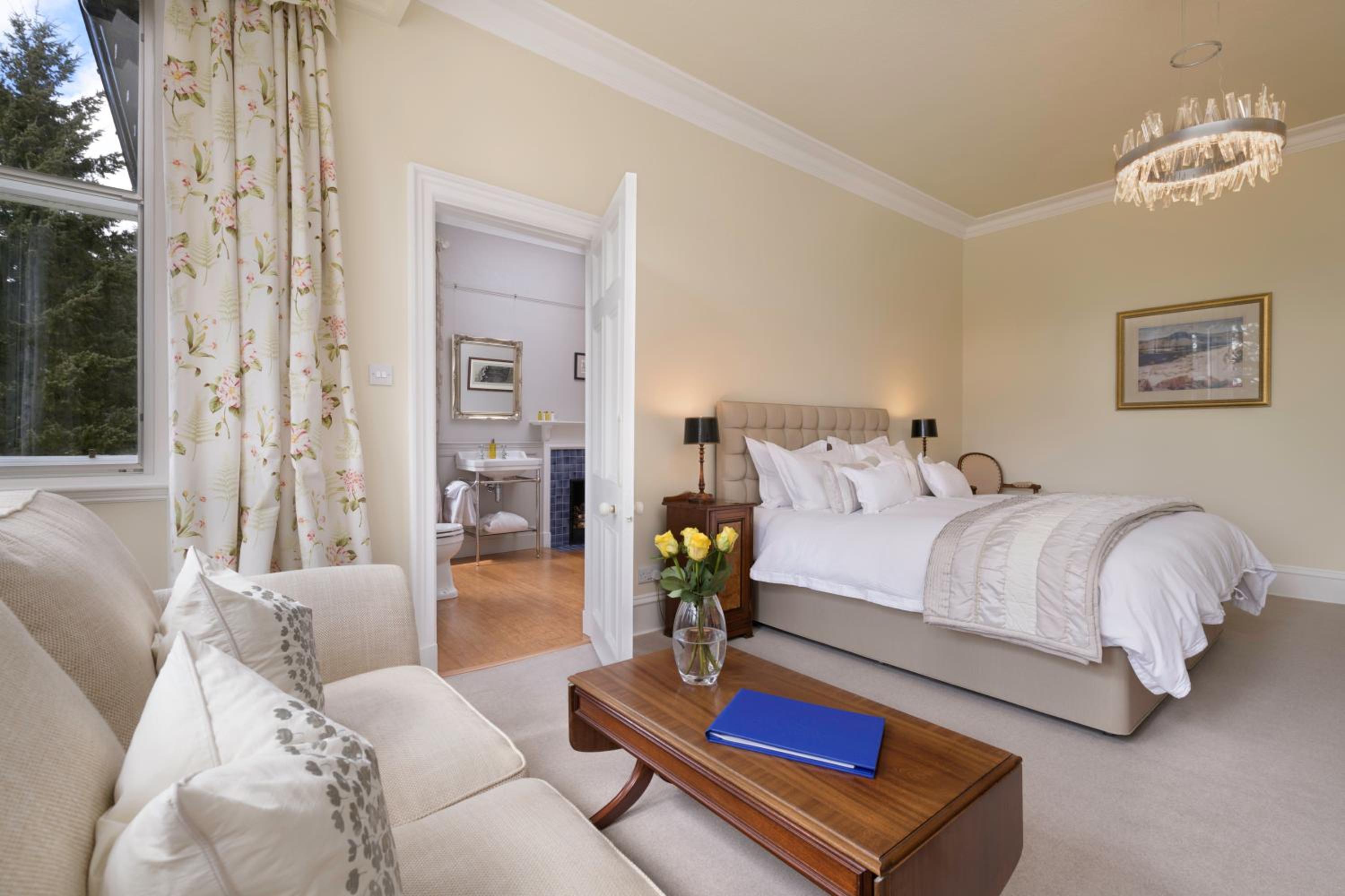 Superior Double Room with River View photo 2