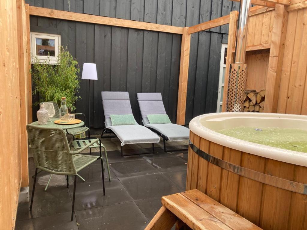 Double Room with Private Bathroom photo 1