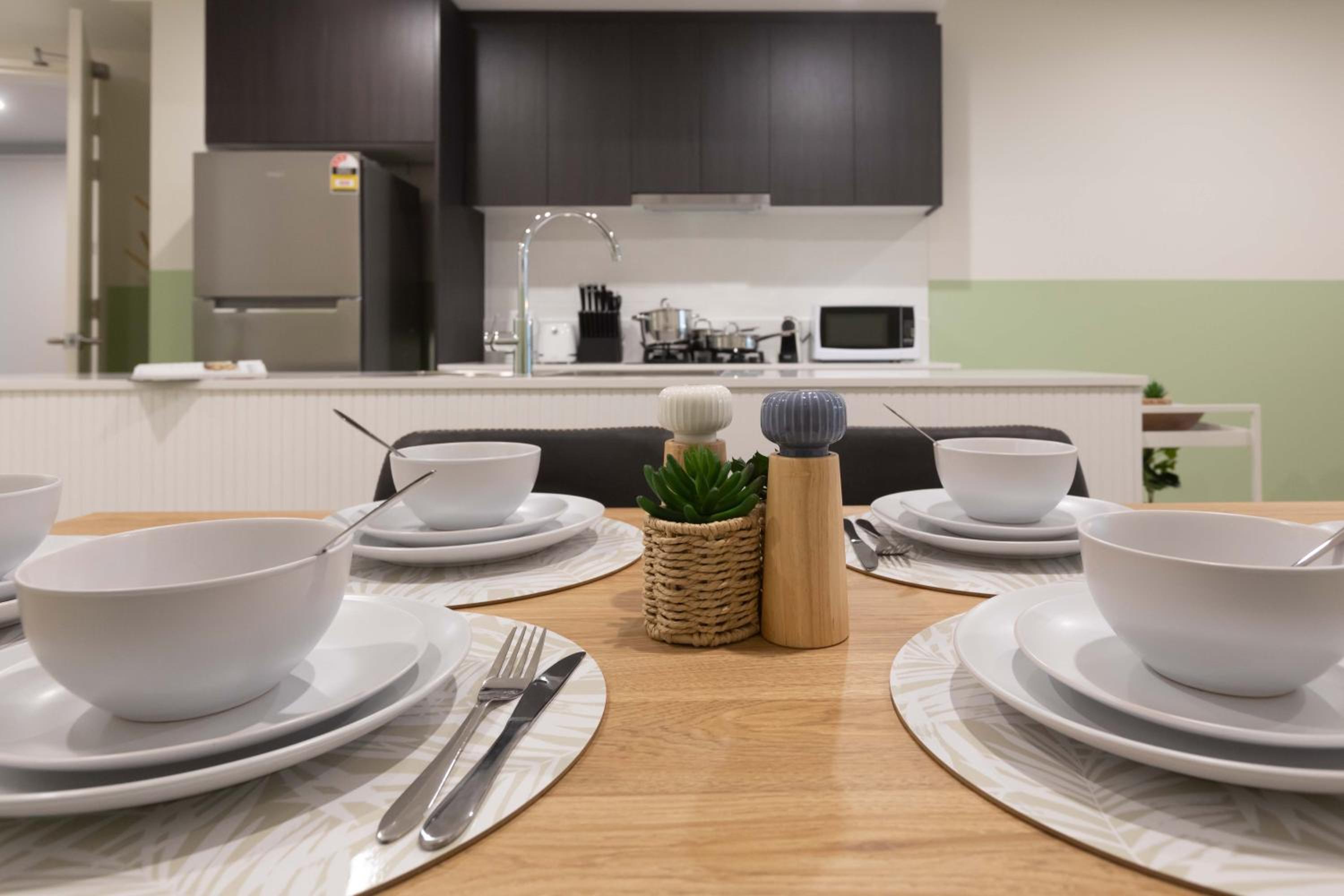 Superior Three-Bedroom Apartment - Photo 26