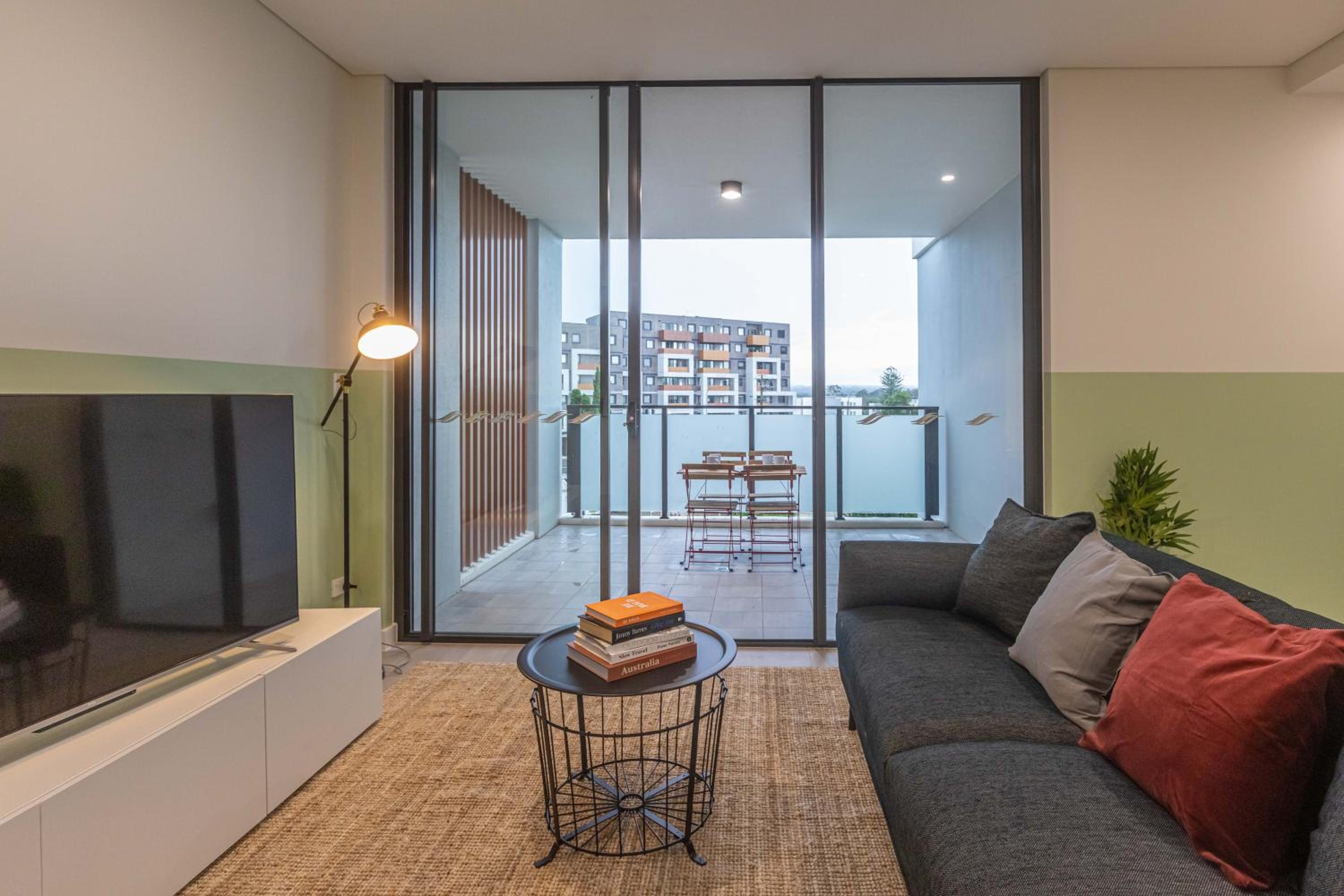 Superior Three-Bedroom Apartment - Photo 6