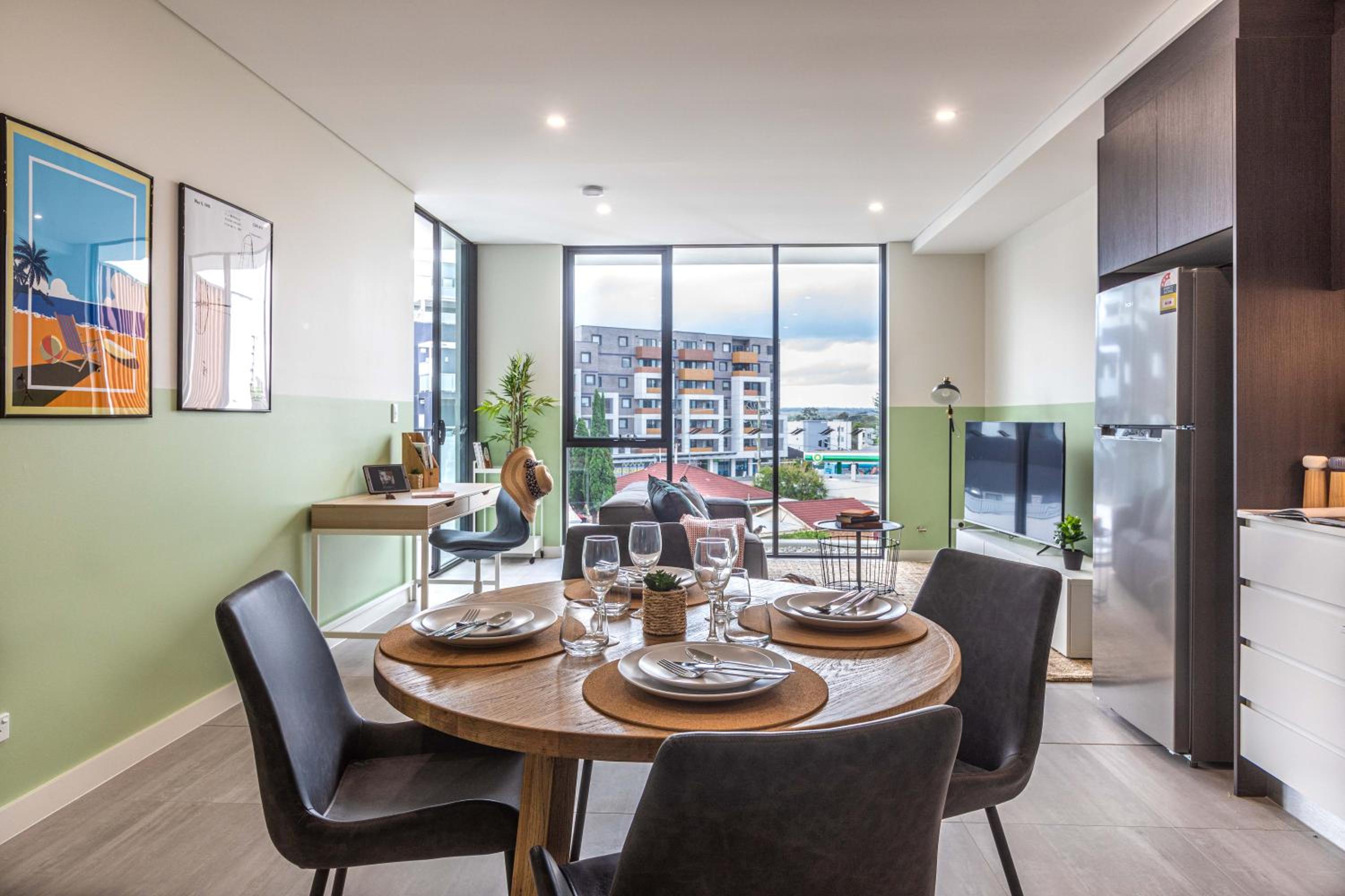 Premium Two-Bedroom Apartment - Photo 21