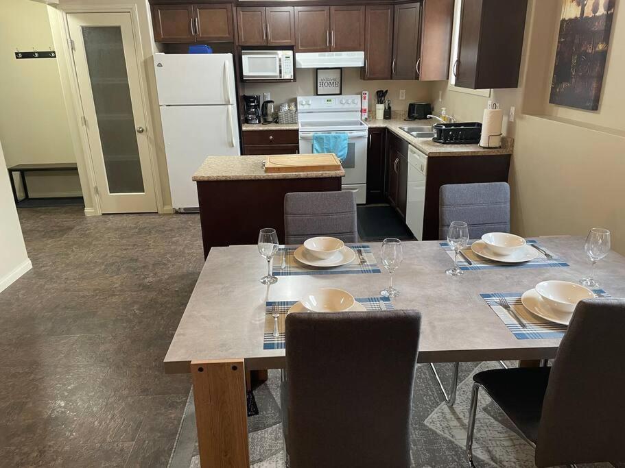 Two-Bedroom Apartment - Photo 89