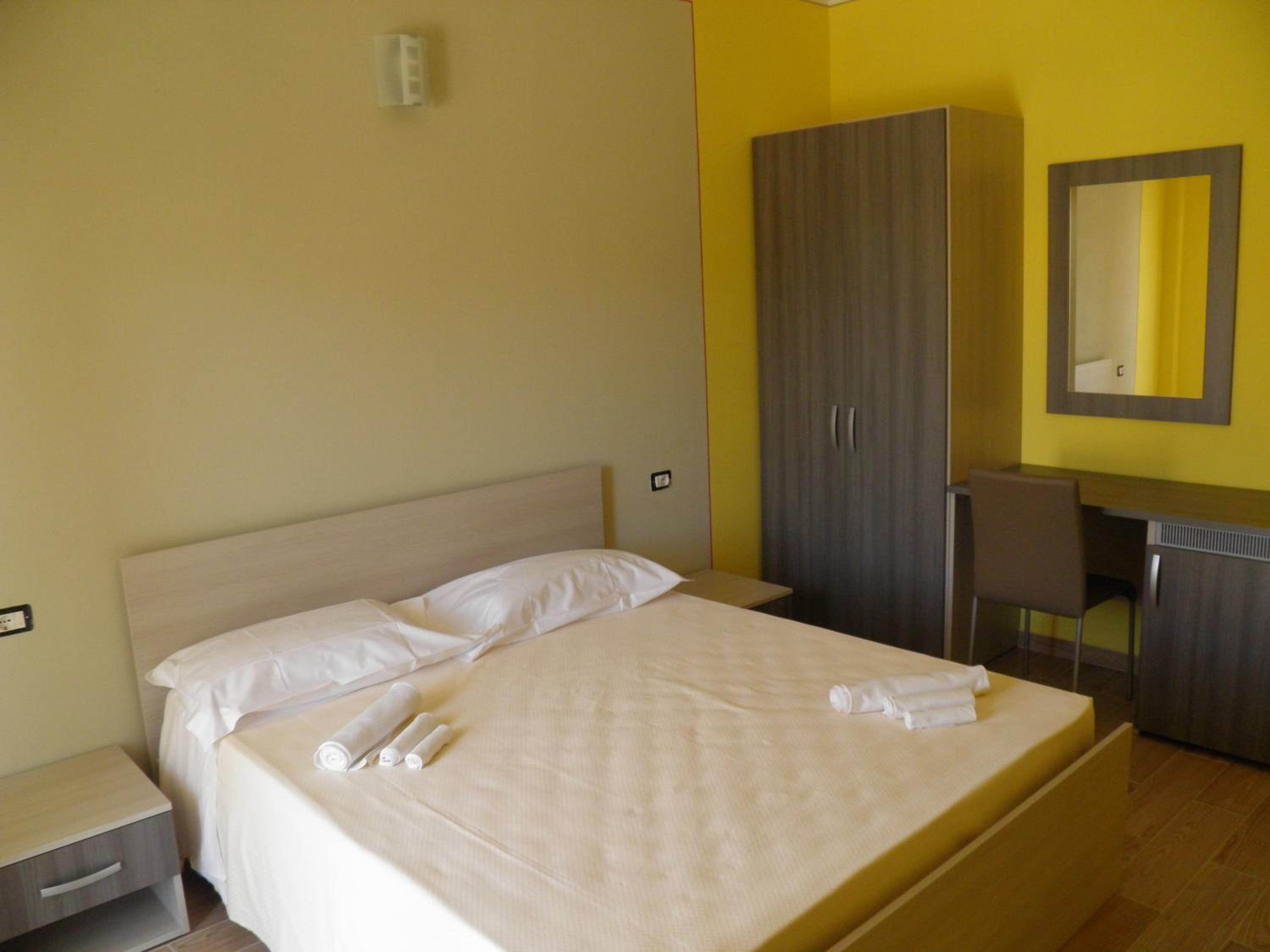 Deluxe Double Room with Sea View photo 1