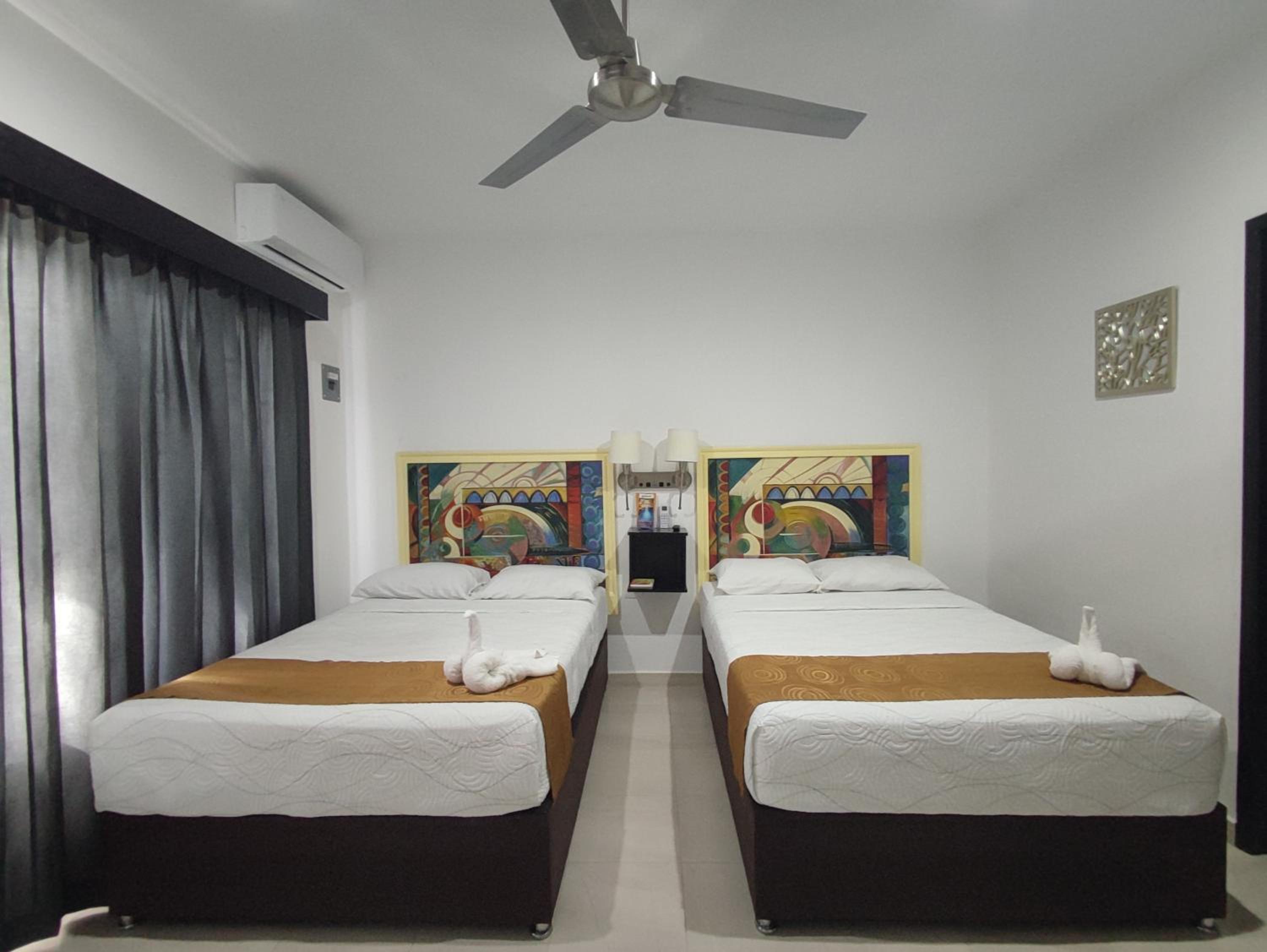 Twin Room - Photo 1