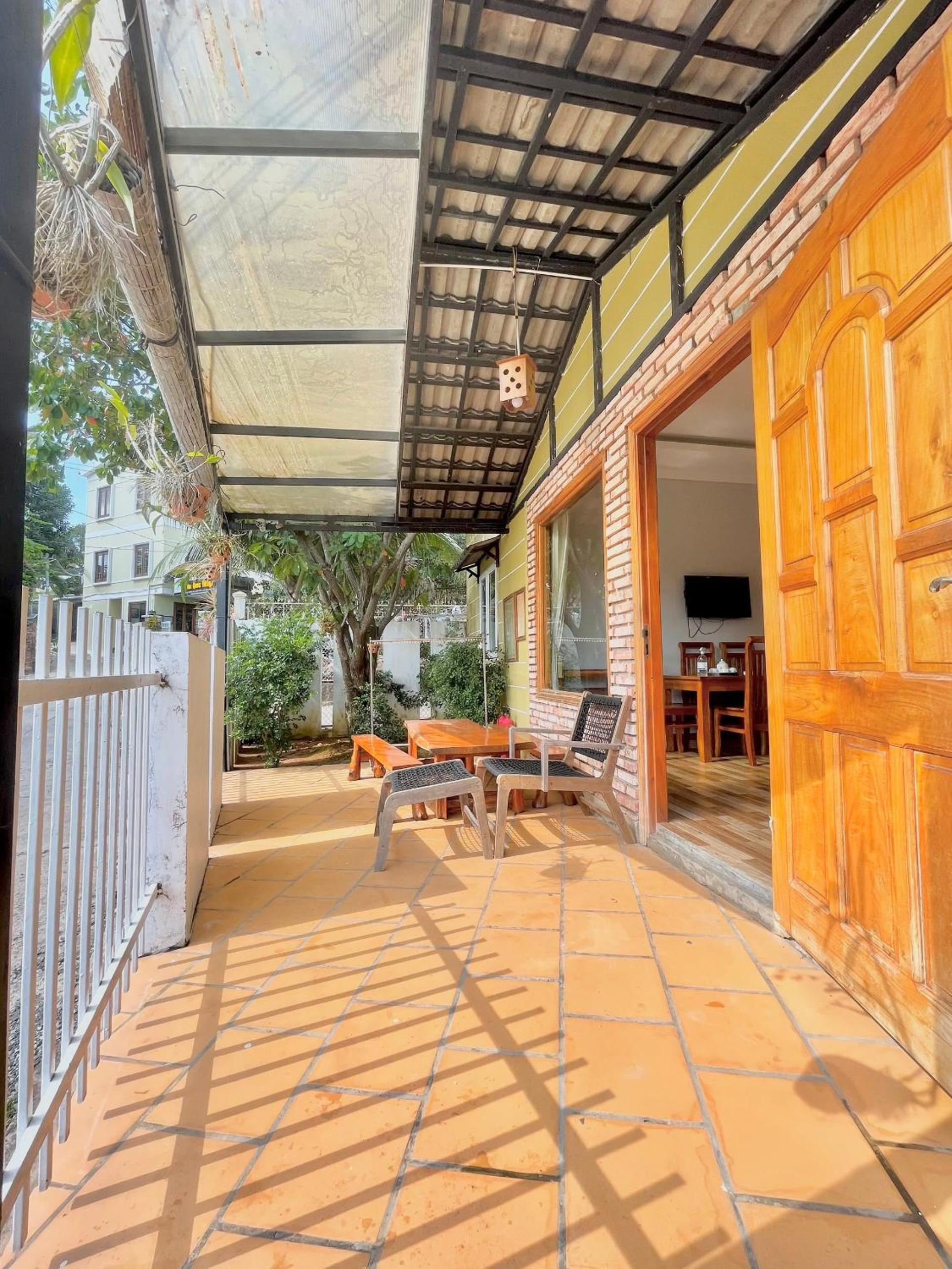 Three-Bedroom Villa photo 3