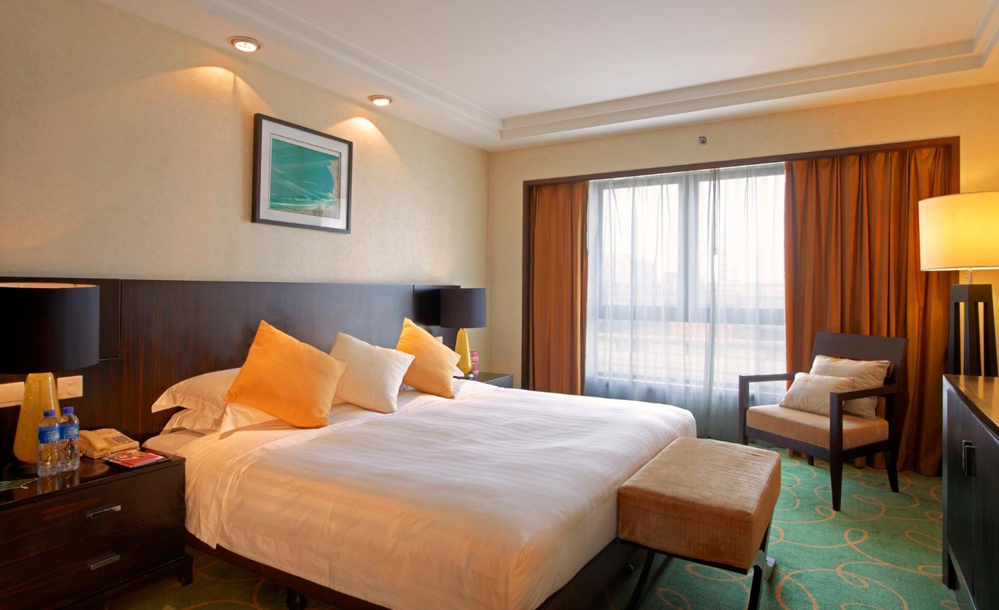 Club Suite - Photo 1